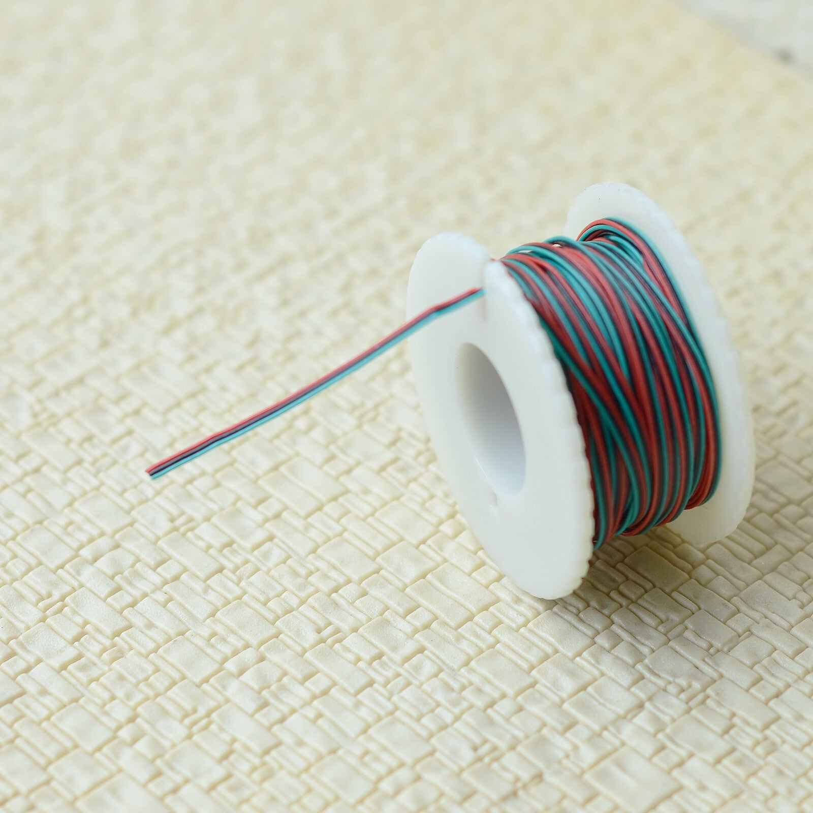 10 meters 32AWG 7/0.08 slim combined 3 wires diameter 0.6mm thin conductor cable