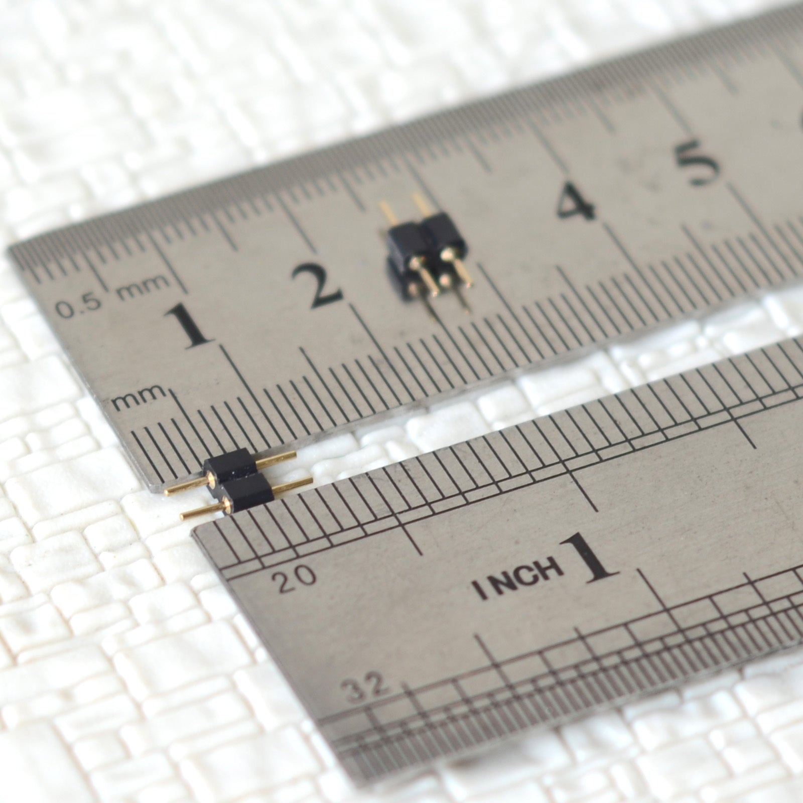 11 x combined 2 pins mini-plug male ends 2.54mm straight connectors 2 round #2P