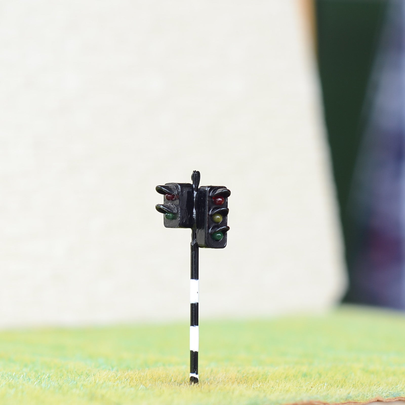 2 x traffic signal HO OO model railroad crossing walk LED pedestrian light #ZB23