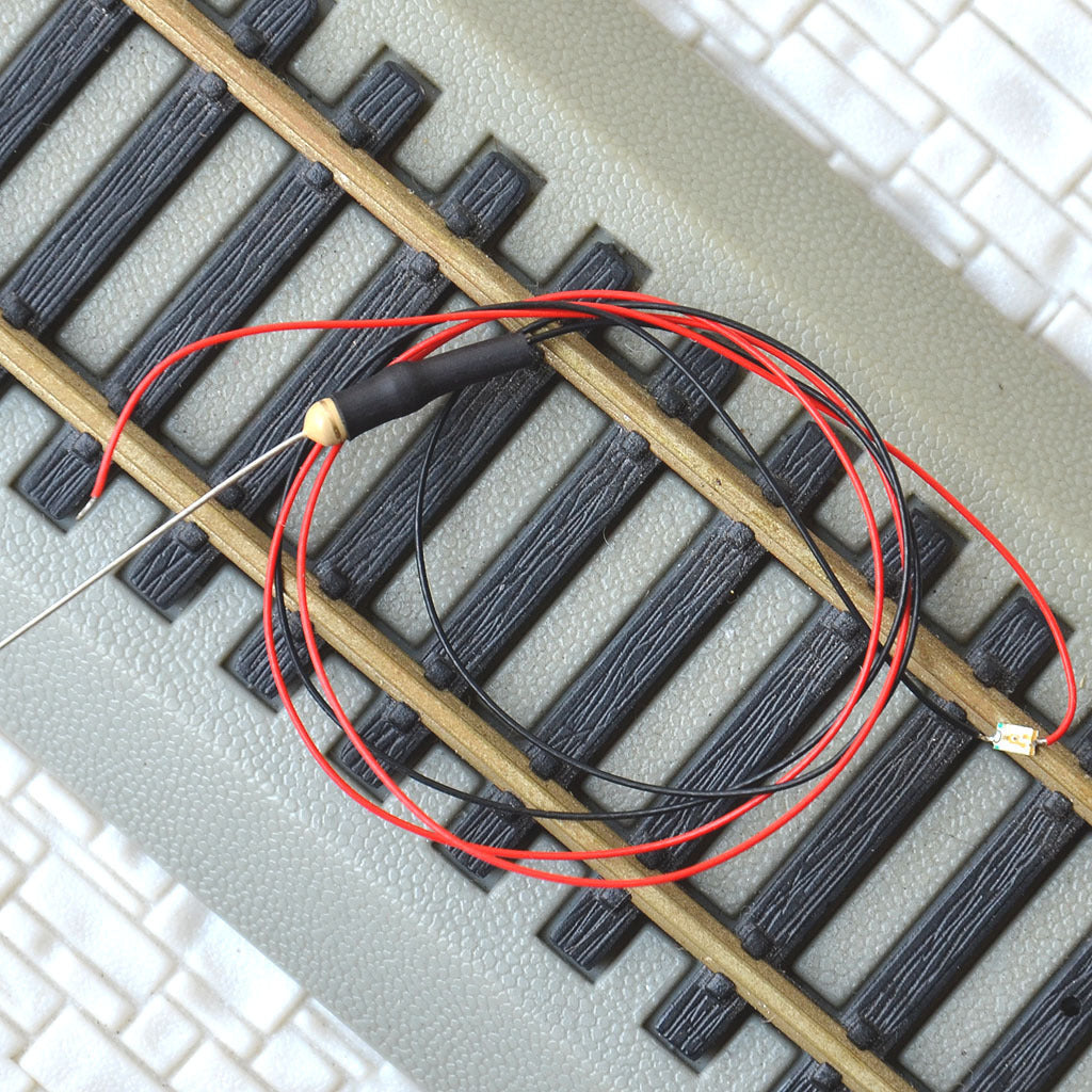 20 pcs Pre Wired Yellow #0805 SMD LEDs Lighting Kits 12V to 16V Lamps