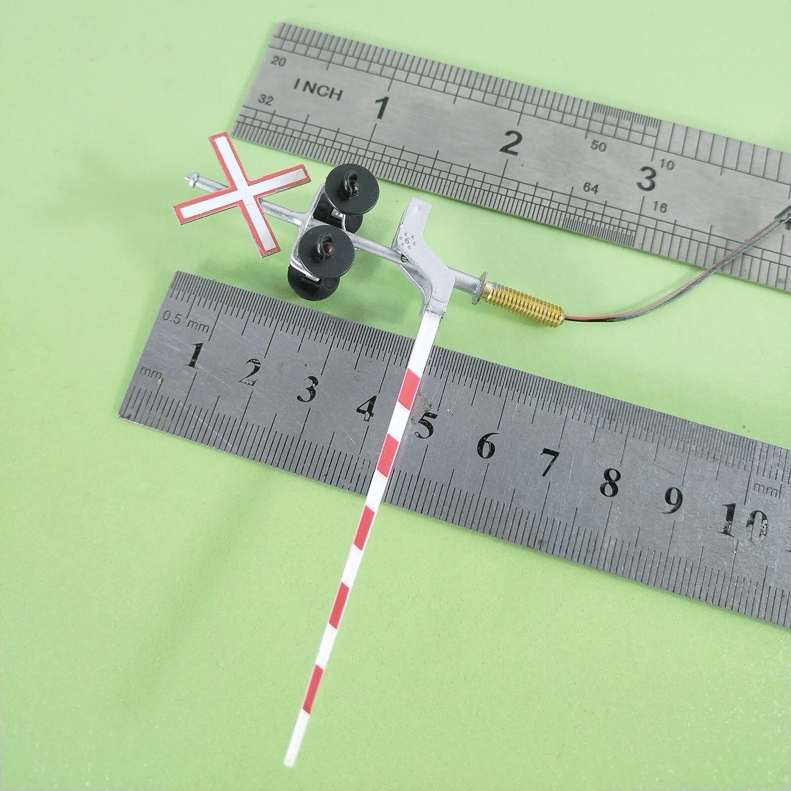 2 x HO scale railroad Canadian grade crossing signal arm gate stop lever #CG40