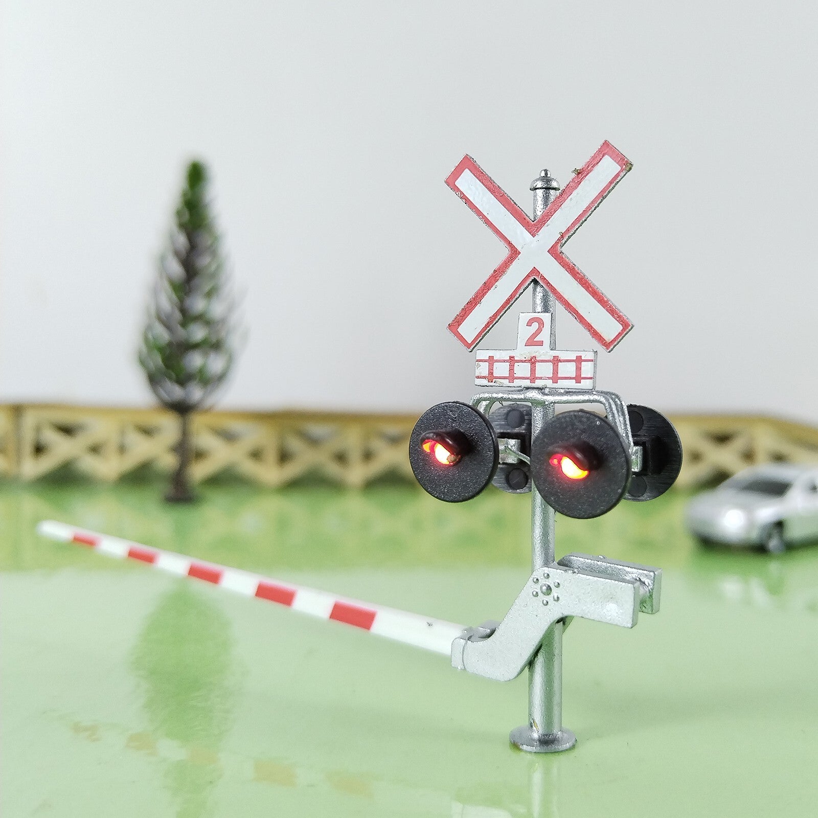 2 x HO scale railroad Canadian grade crossing signal arm gate stop lever #CG42