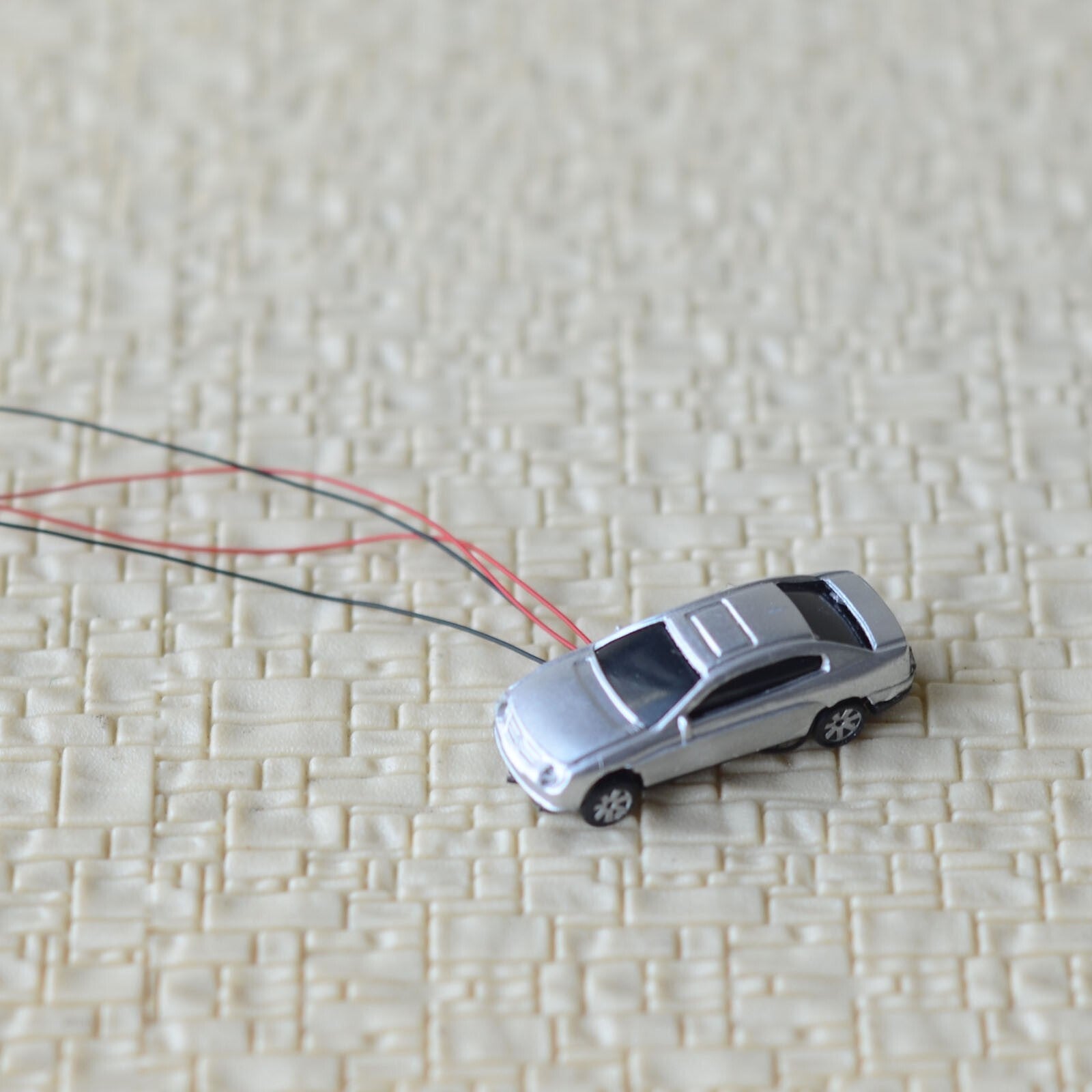 6 x N scale 1:160 model lighted right left turning cars day use 12V LED #D160