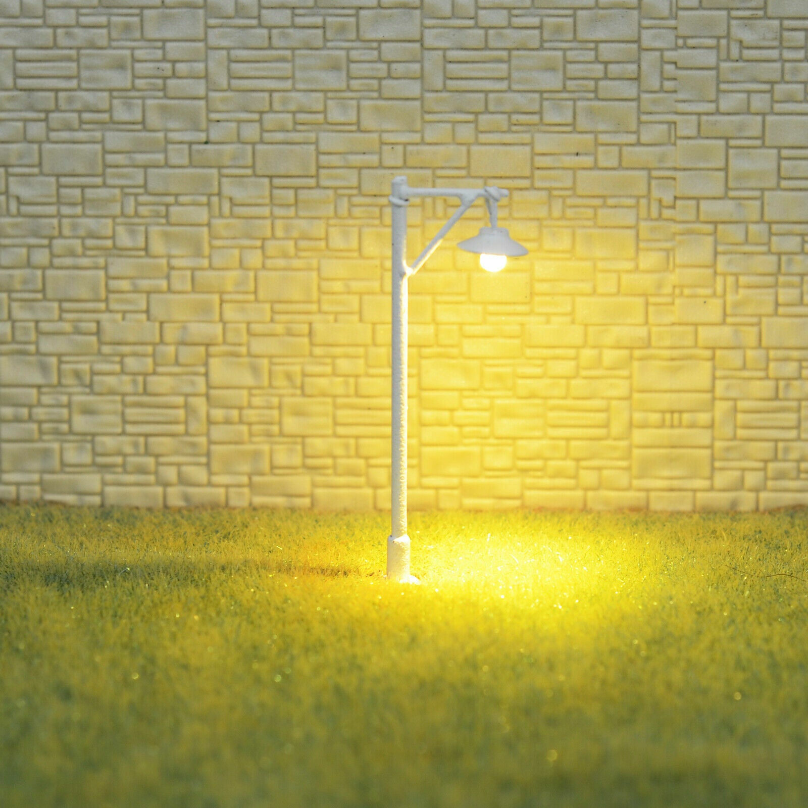 5 x OO / HO scale LED street light model train railroad path lamp post #610sWH
