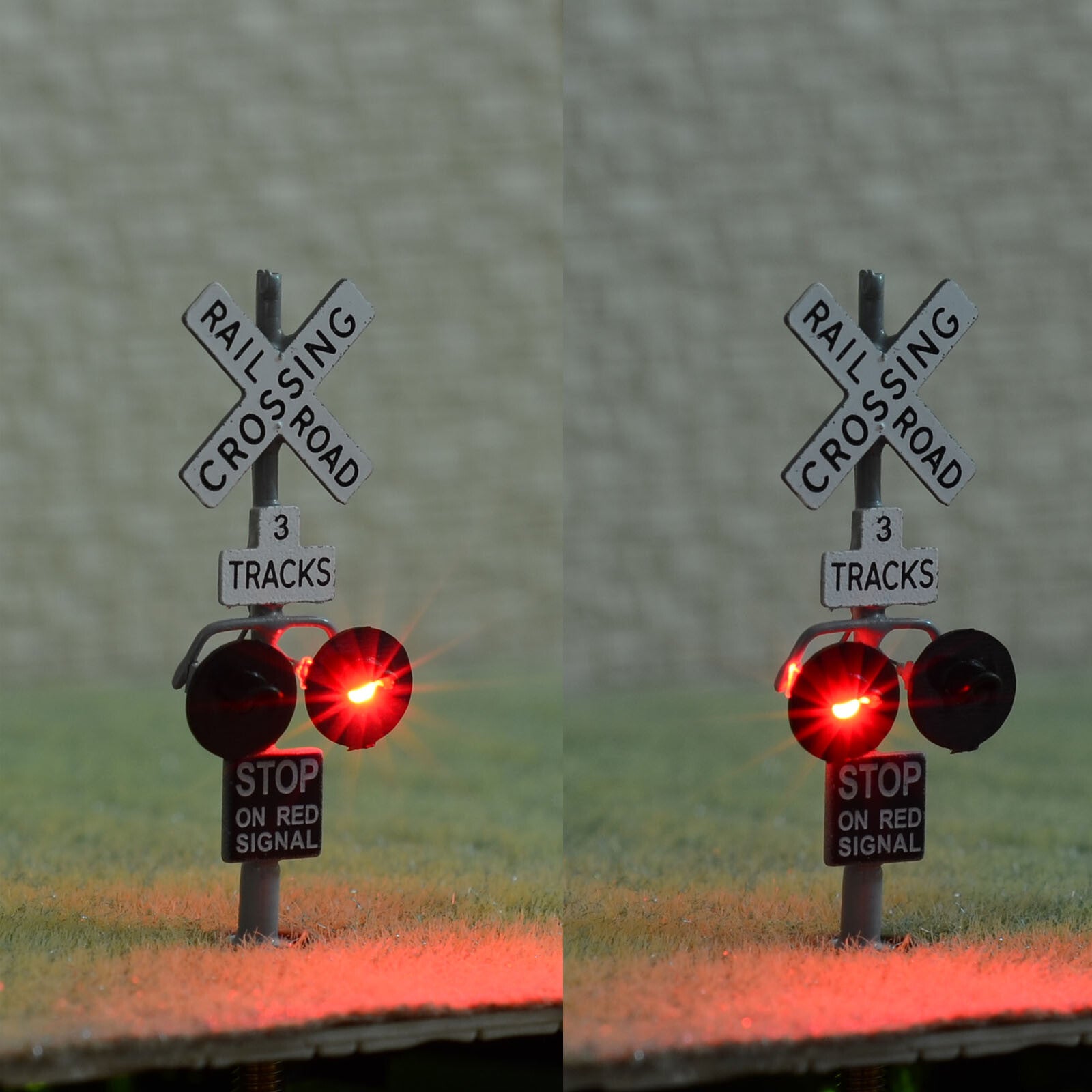 2 x HO scale 3 tracks grade crossing signals gray + 1 circuit board flasher #3G2
