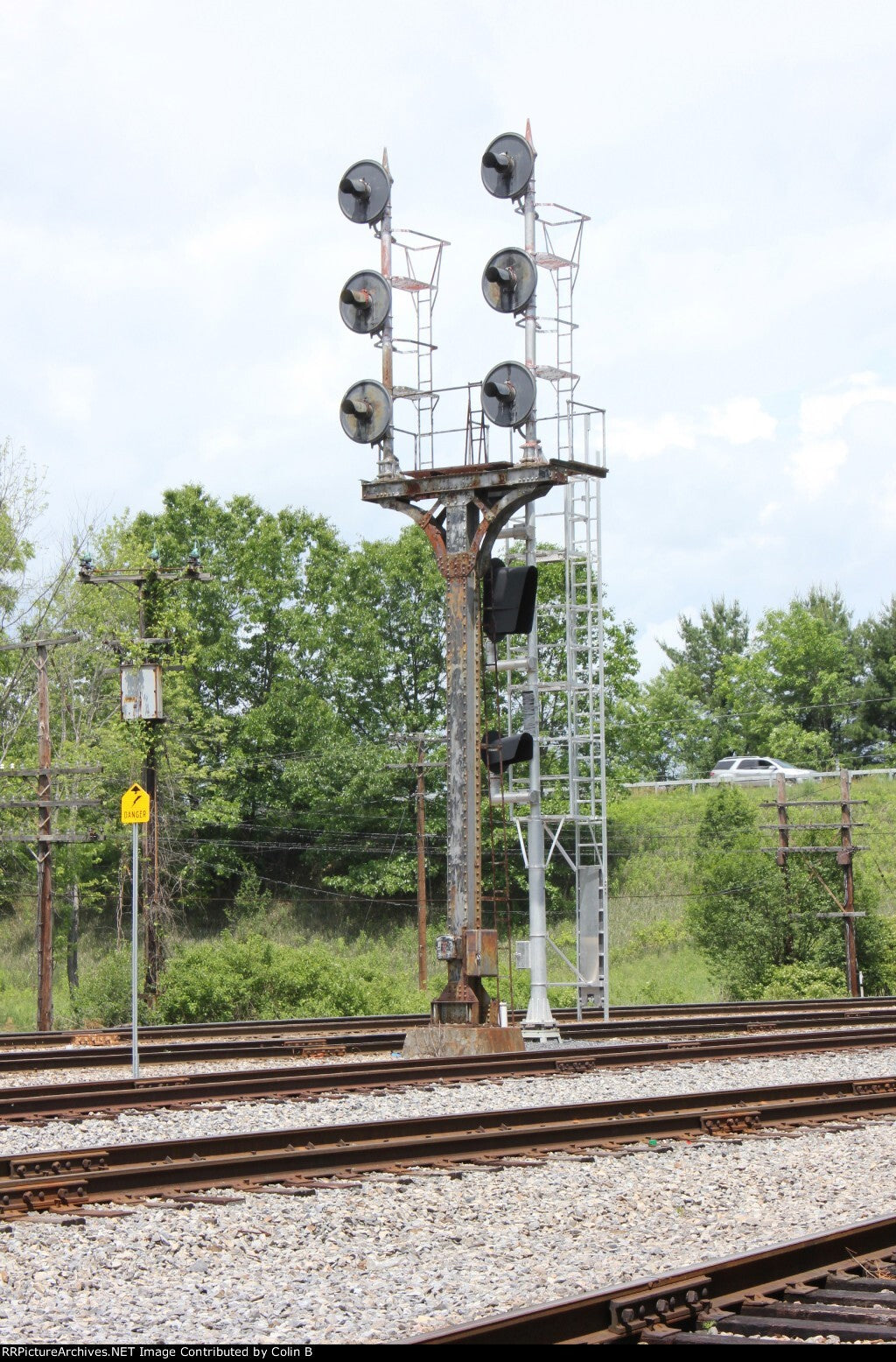 1 x HO scale model tower searchlight signal goalpost bracket 6 faceplate #Q6