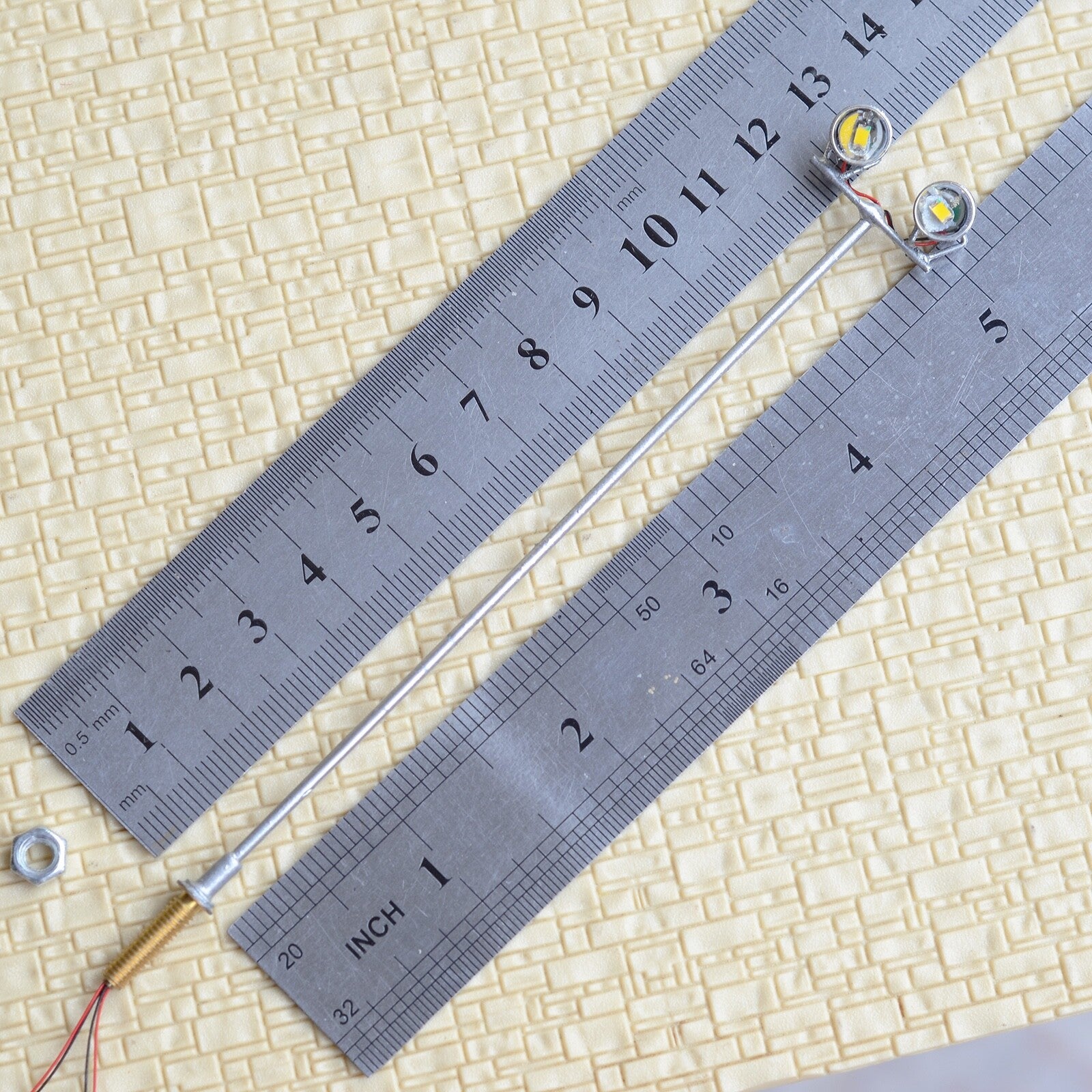 4 x OO / HO Scale LED spotlight model limelight projector street lamp post #13D