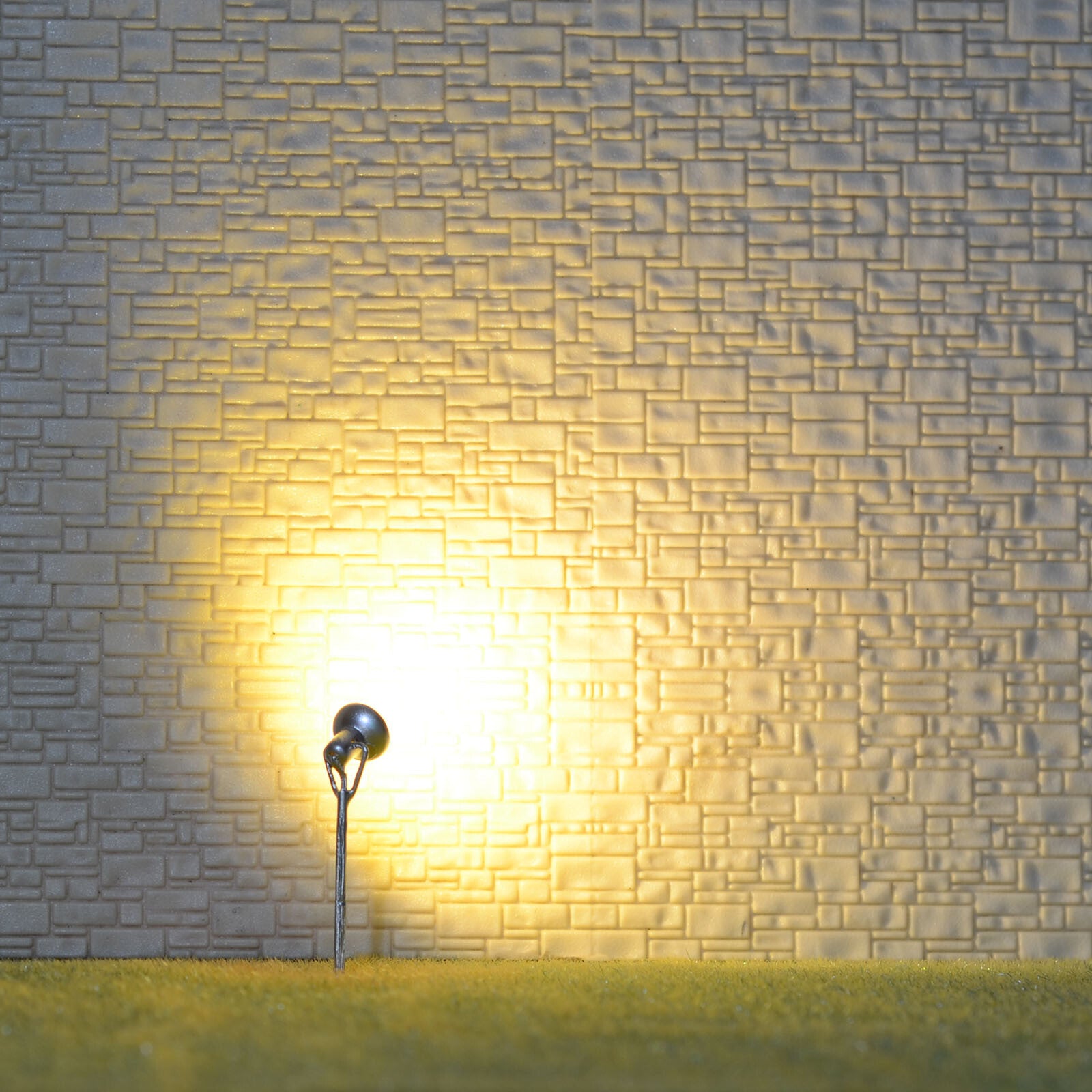 5 x HO scale LED spotlight model limelight projector street light lamp post #4SL