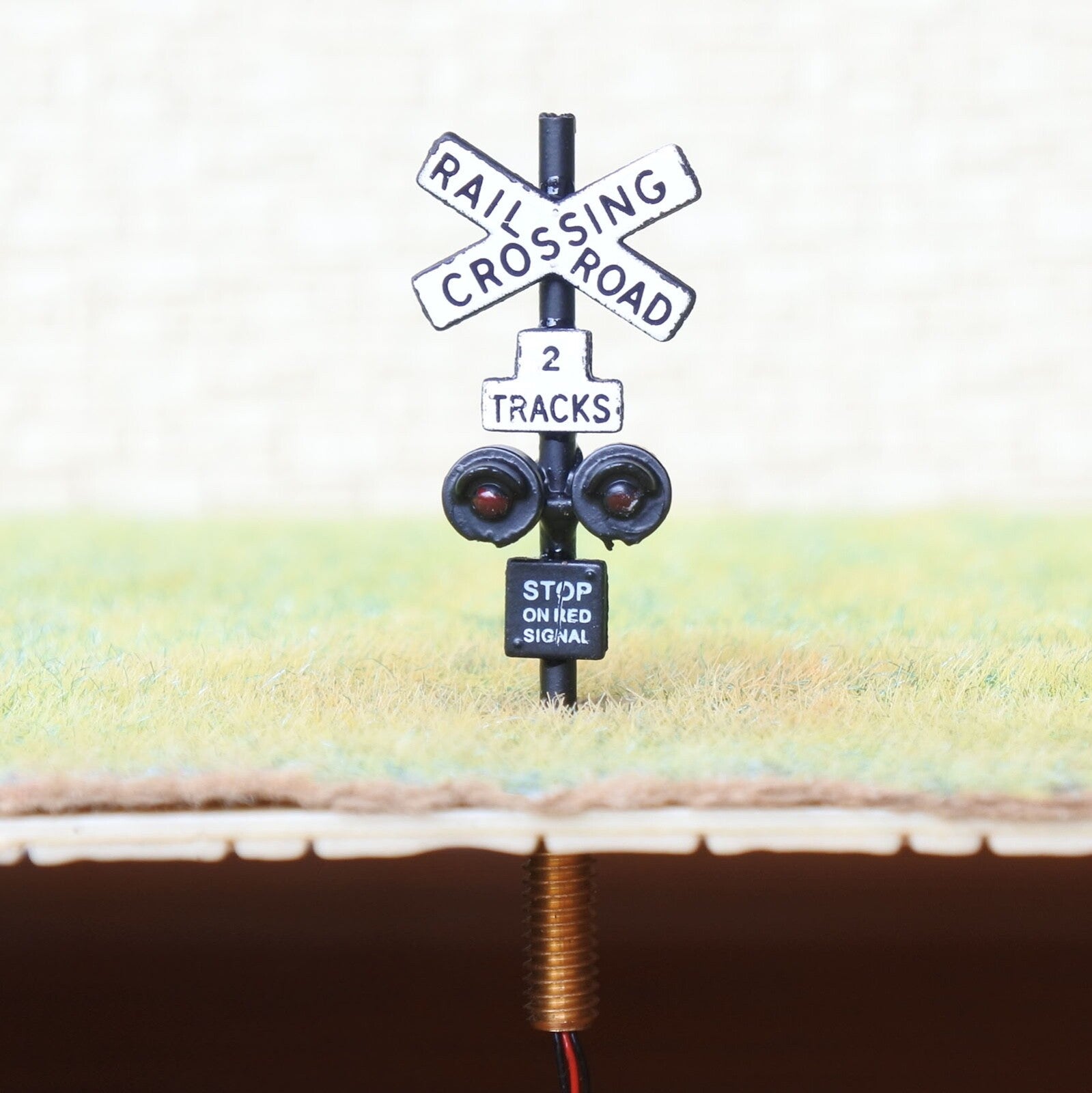 1 x N scale model railroad grade crossing signal light LED made black #csnBL6X