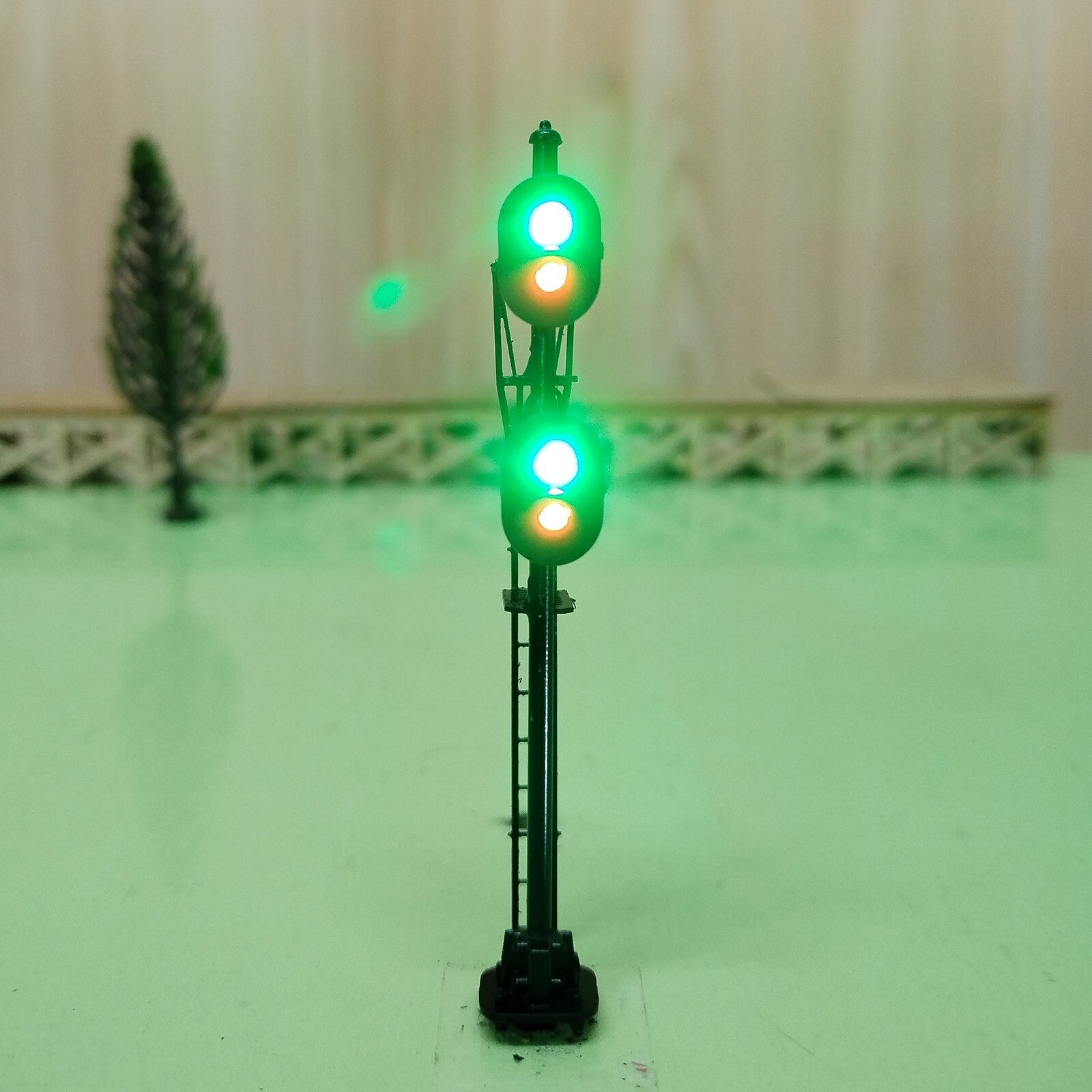 1 x HO scale model railroad 2 heads block signal LED made Green/Red light #K22Ky