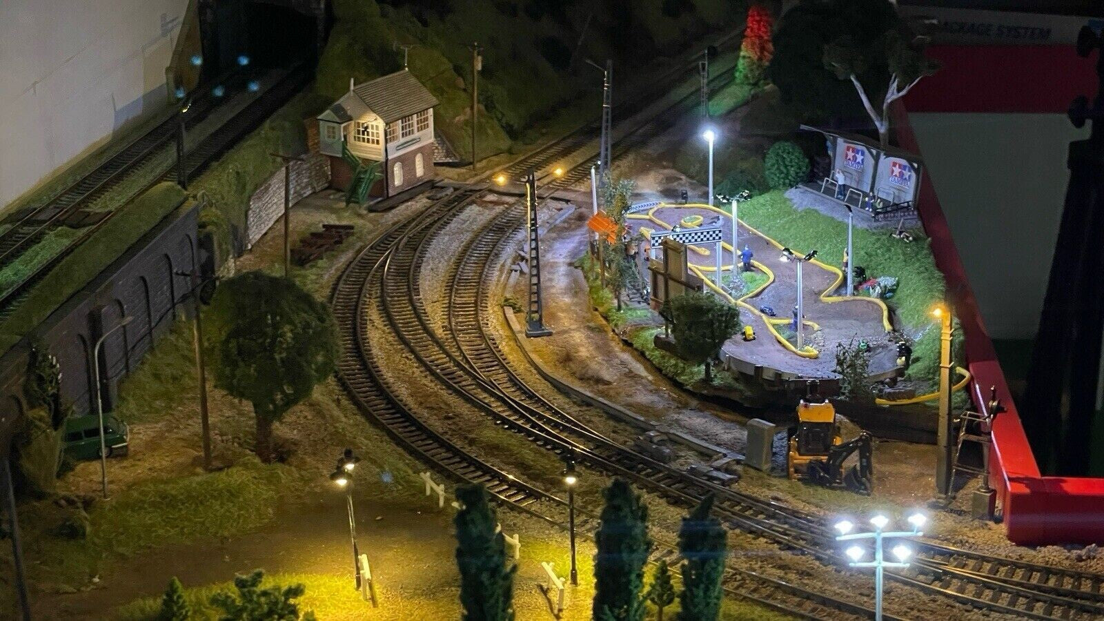 2 x HO / OO model mast tower lights lamppost LEDs made street path lamp #TL100D