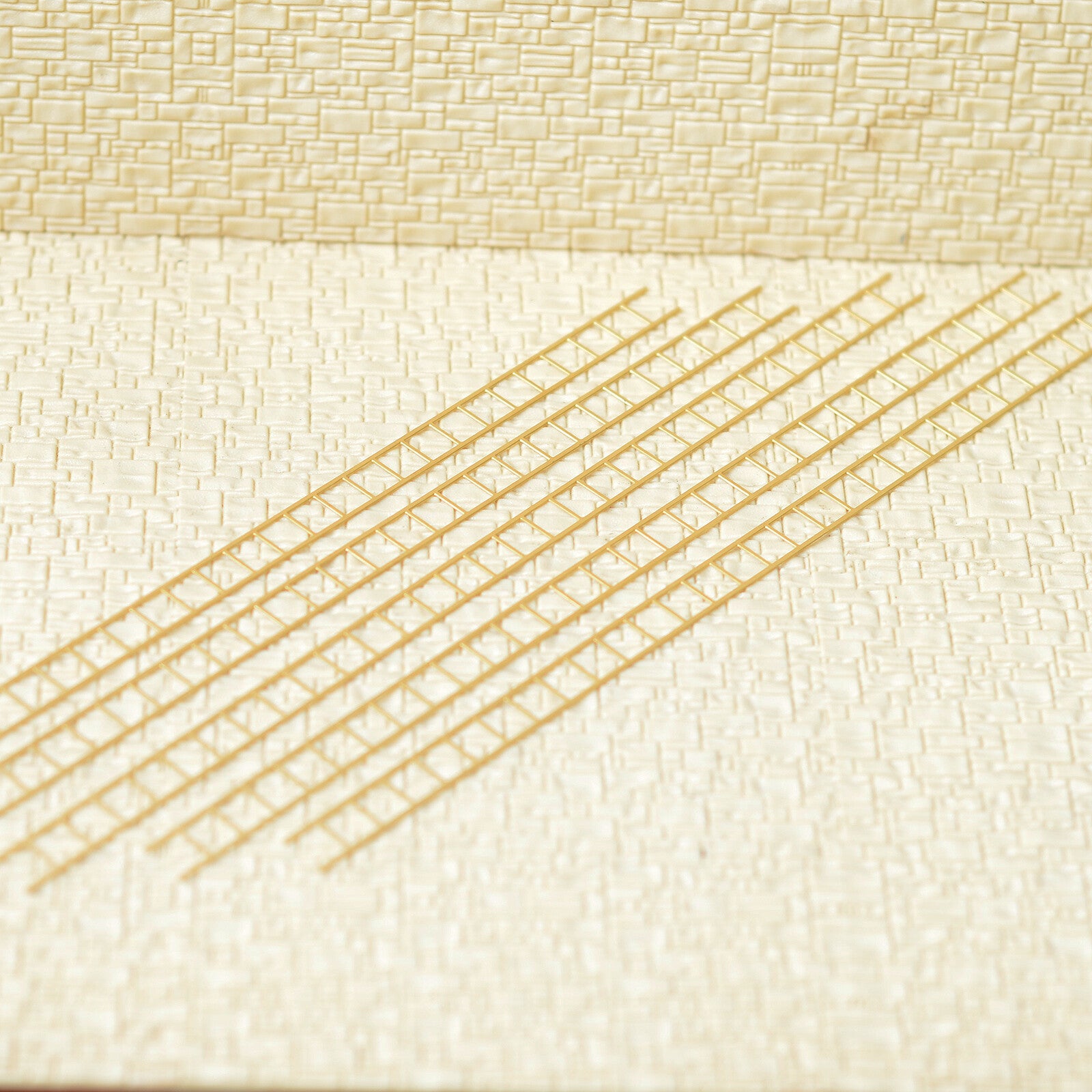 5 x O scale model railroad coppery ladders brass solderable structure building