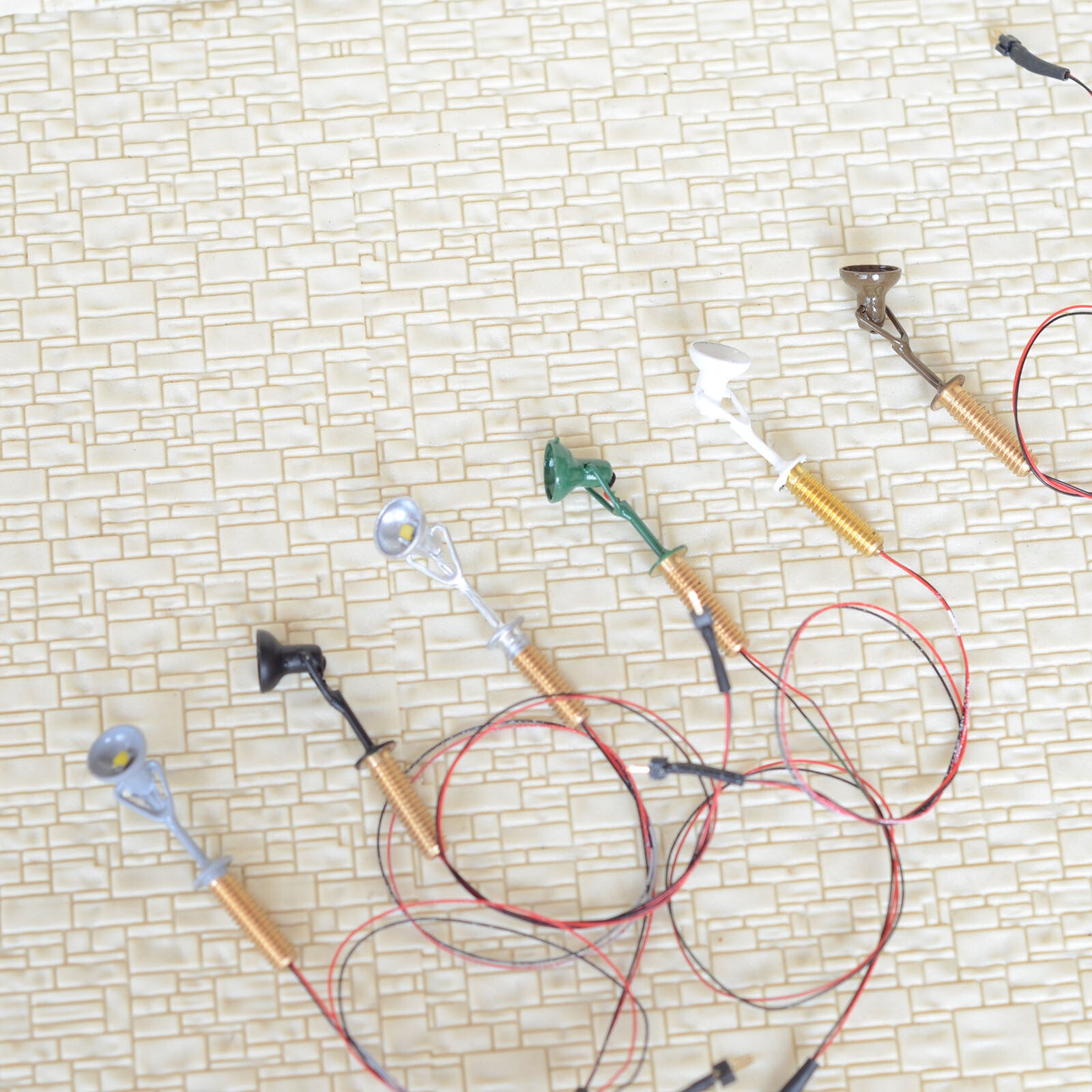 5 x OO / HO scale LED spotlight model limelight projector street lamp post #6BL