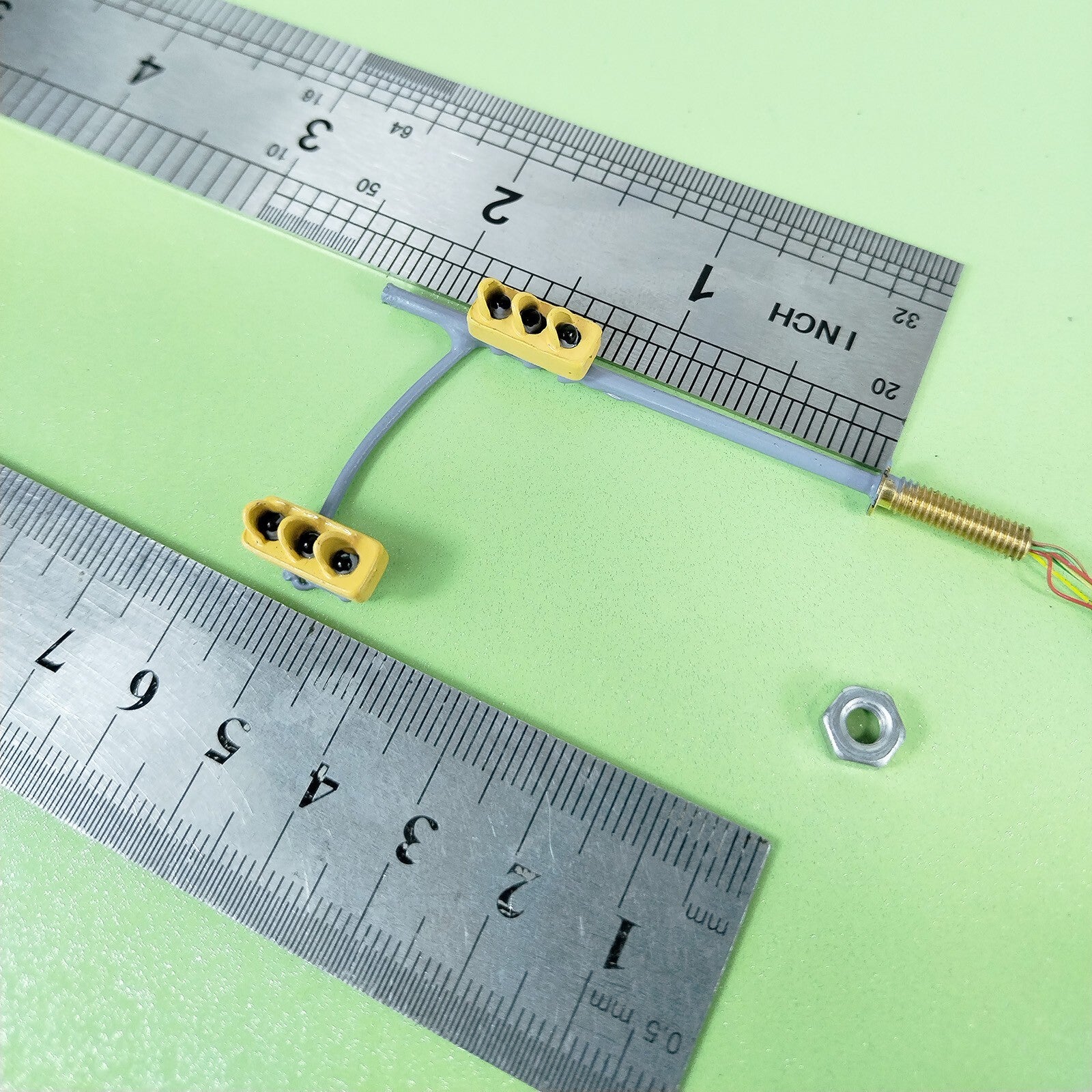 2 x traffic signal light HO OO scale model railroad crossing street light #3P3E