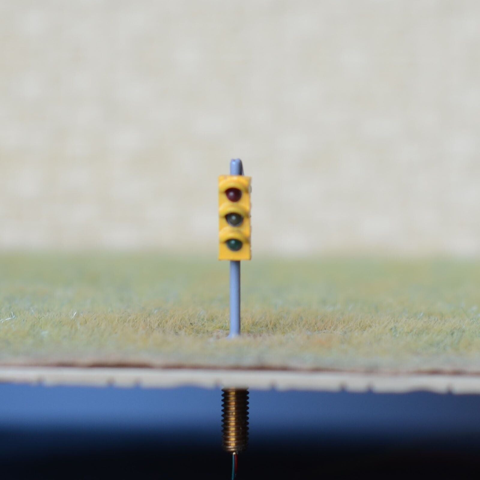 2 x traffic signal light N scale model railroad crossing walk pedestrian #OR3N