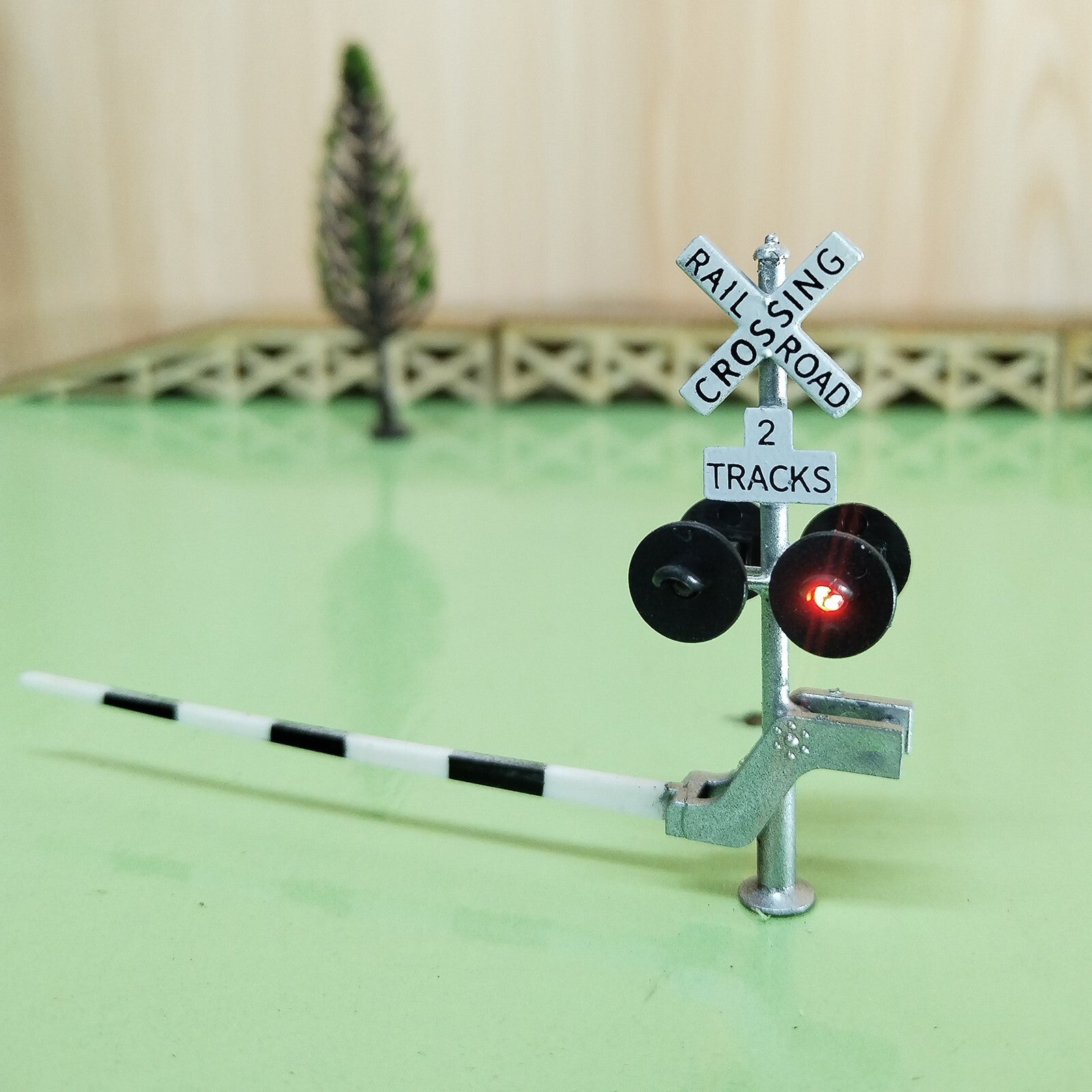 2 x HO scale railroad grade crossing signal black arm gate stop lever #S42RB