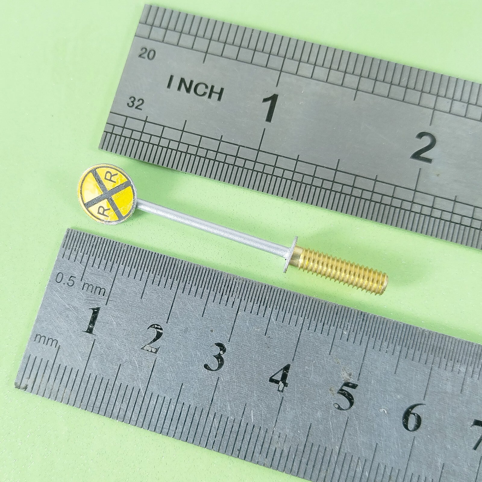 2 x HO scale railroad crossing warning sign RR sign trackside caution sign #RR