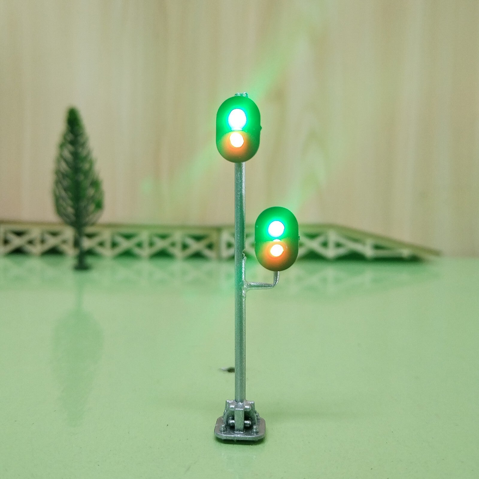 1 x HO scale model railroad 2 colors block signal 2 arms 2 aspects #BS2A