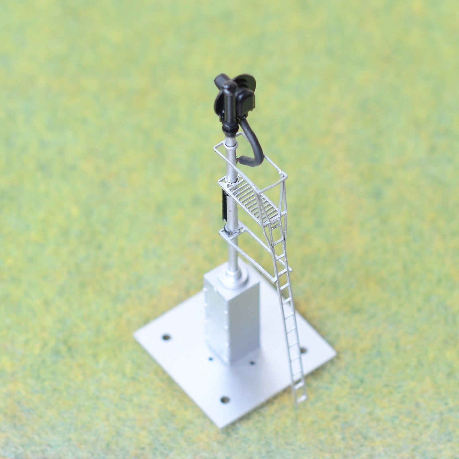 1 x HO scale model railroad tri-colors searchlight signal fine metal cabinet #03