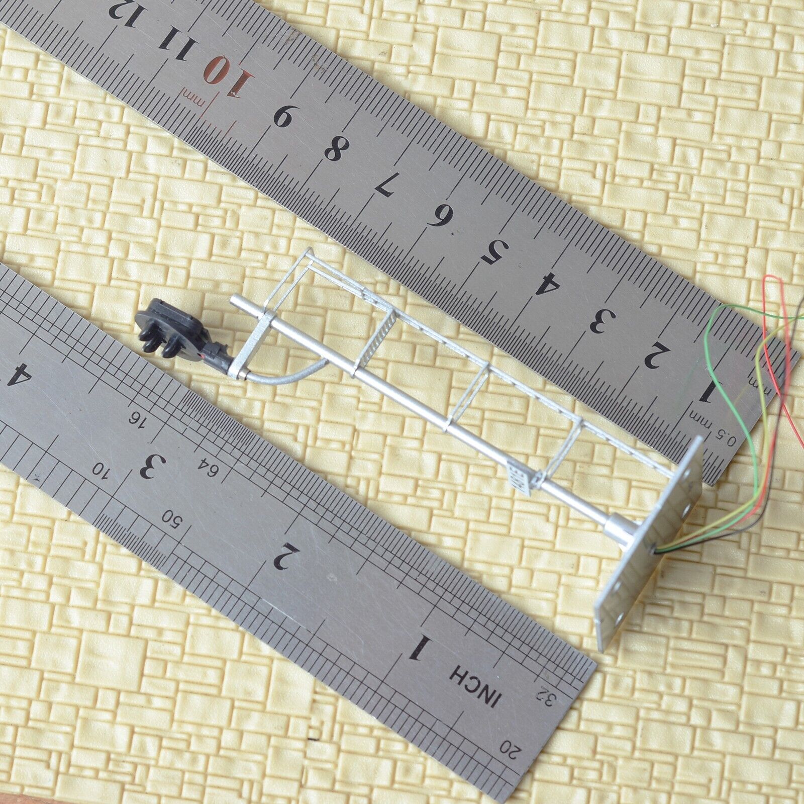 1 x HO scale model type G 3-light target signal block signal metal made #3L1