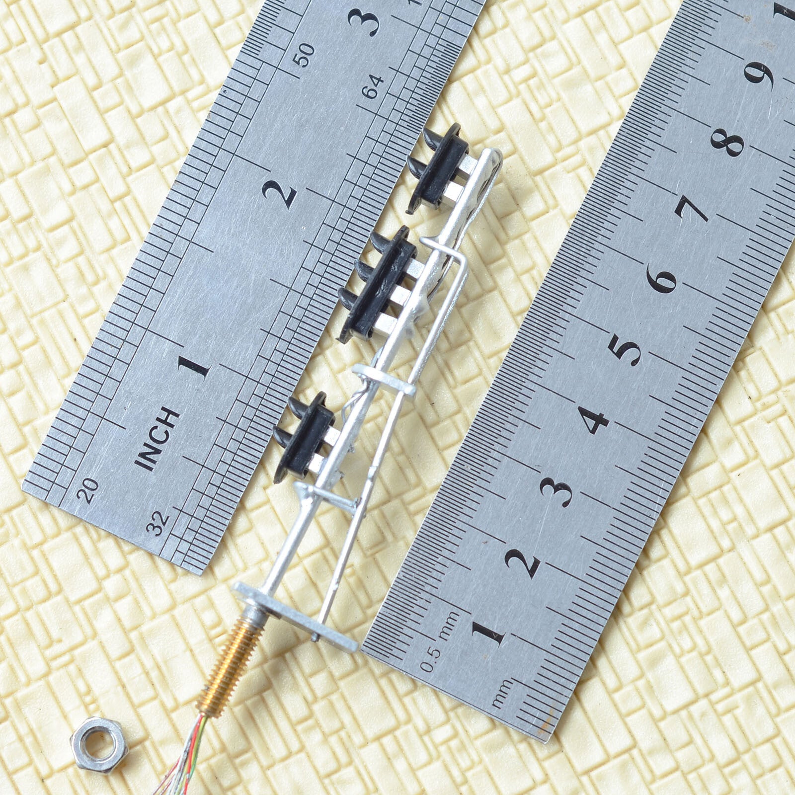 1 x HO / OO railroad block signals LED model train shunting hump signal 3 target