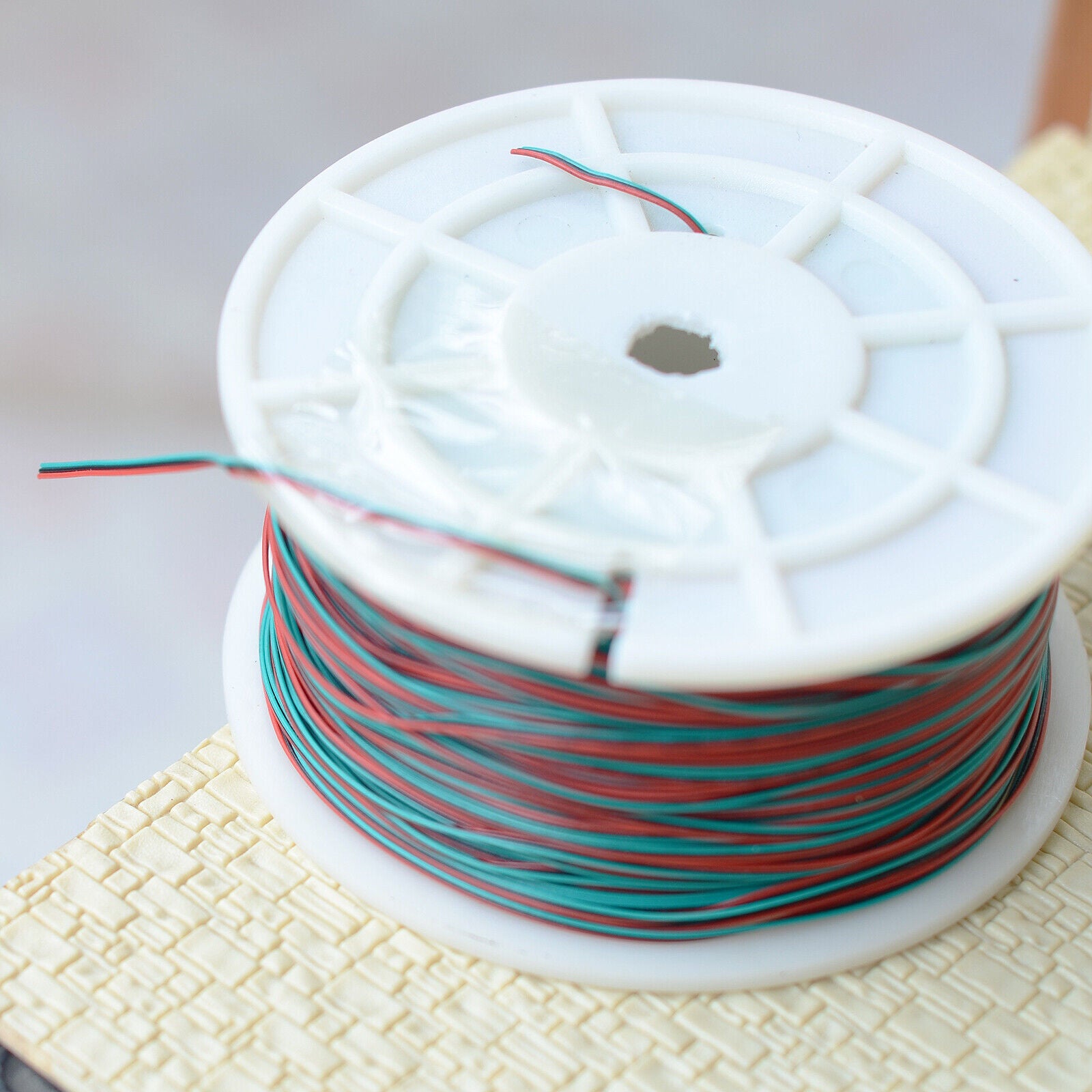 100 meters 32AWG 7/0.08 slim combined 3 wires Dia. 0.6mm thin cable G/B/R