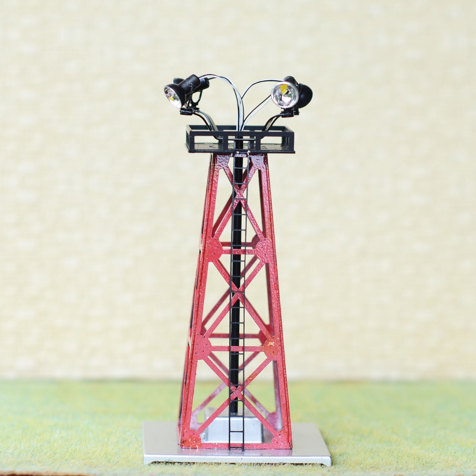 1 x HO tower light LED yard light working flood spotlight assembled metal #S2