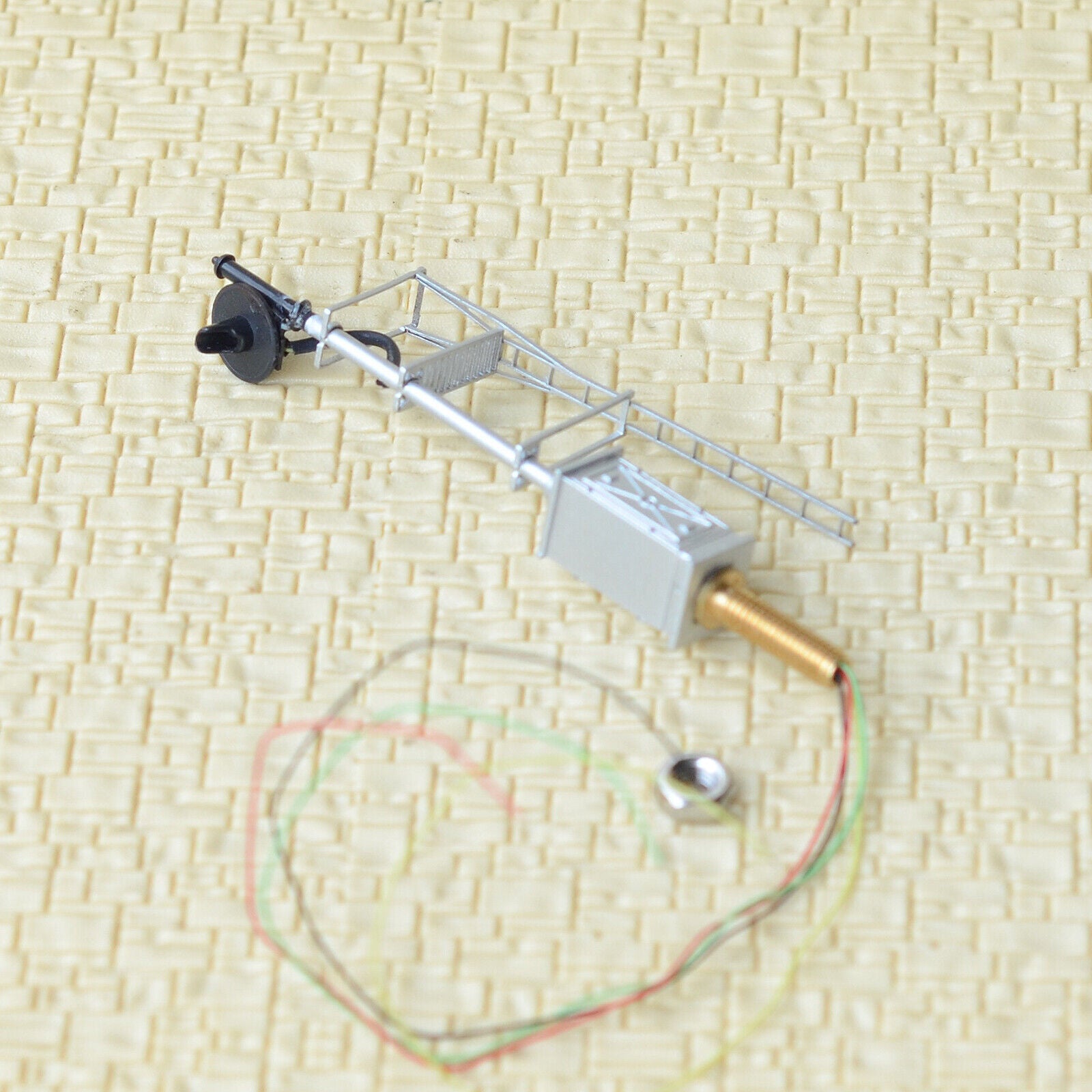 1 x HO scale model railroad tri-colors searchlight signal metal cabinet #01TB