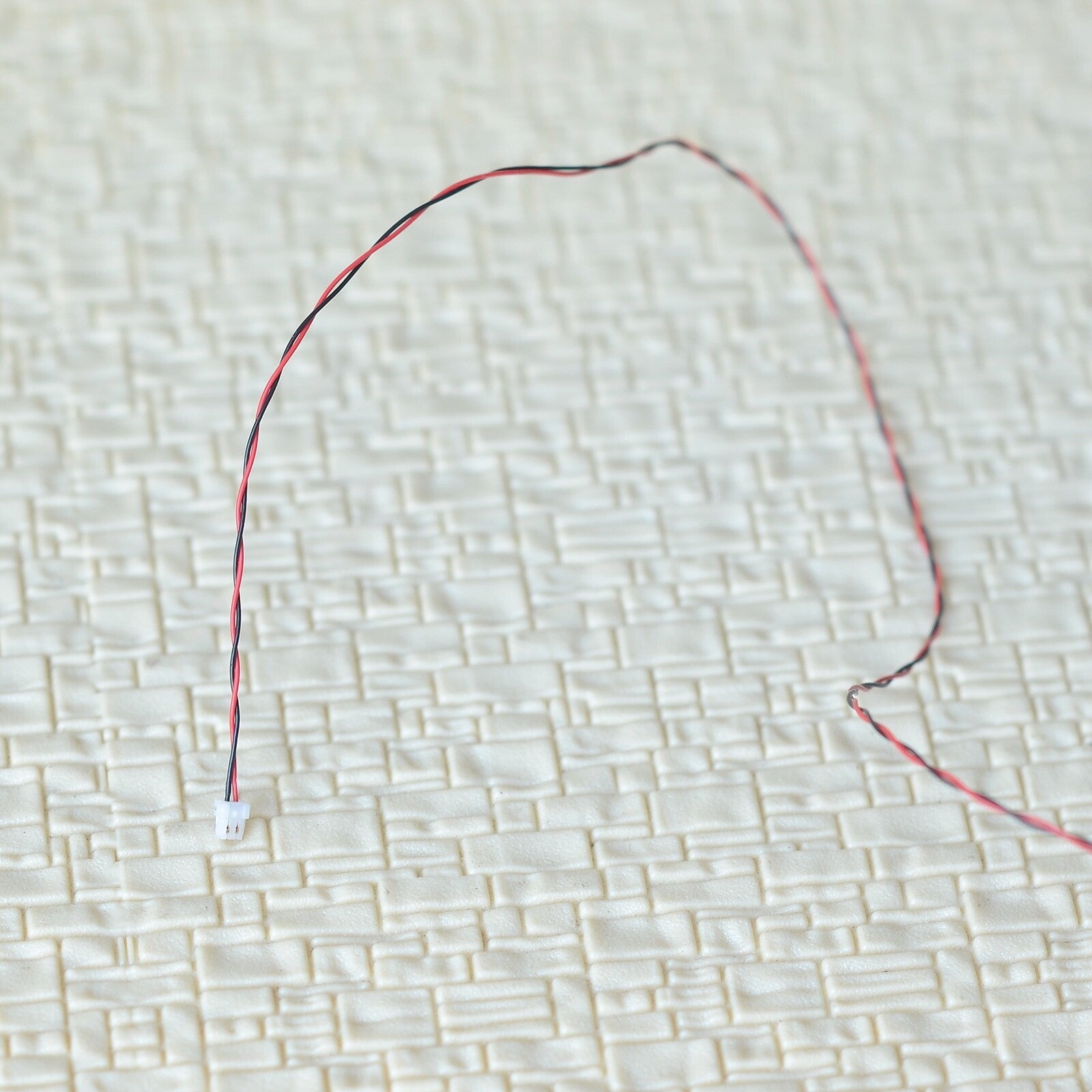 12 x PNP extending wire 1 meter long twisted wires 32AWG both ends plugs