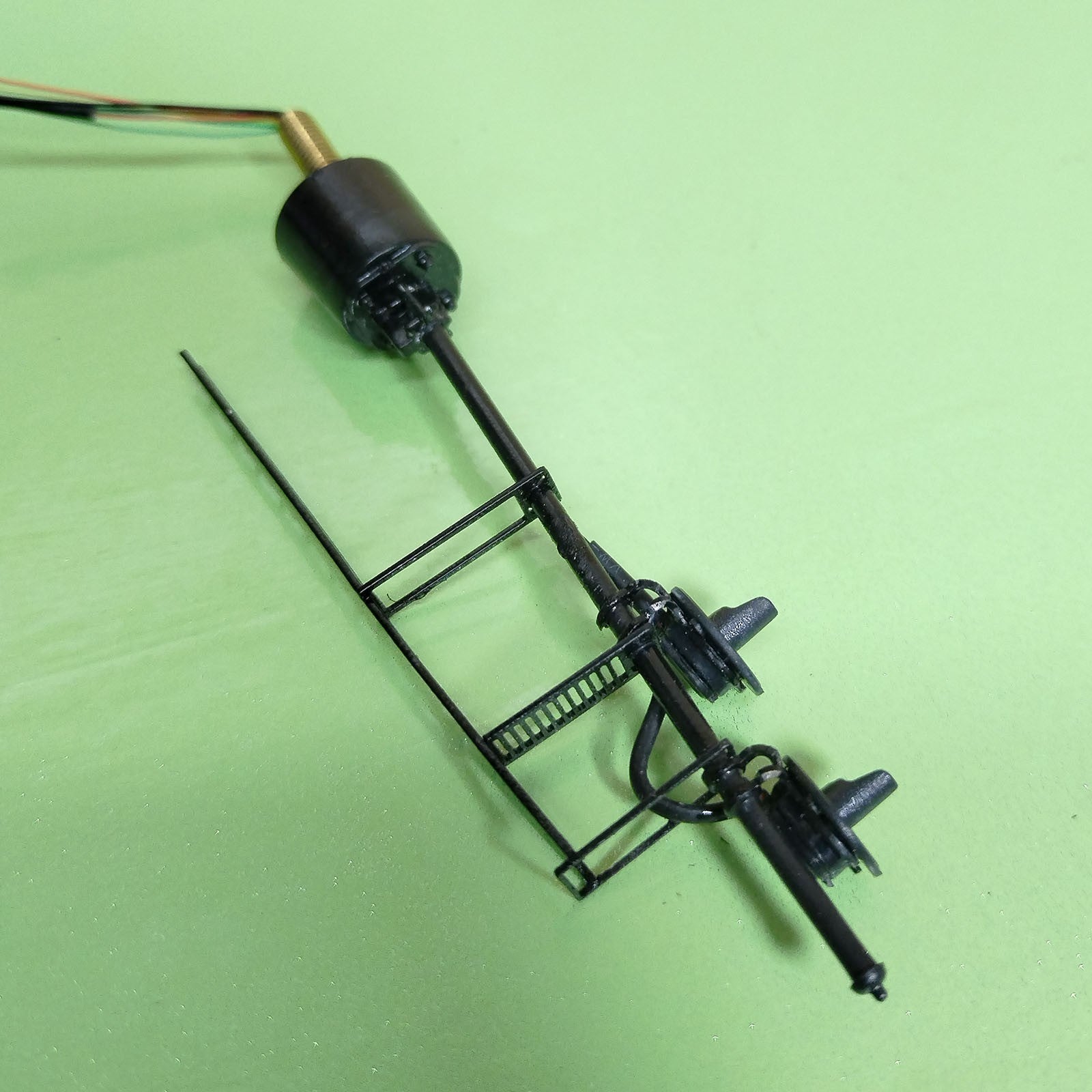 1 x HO scale model railroad 3-colors searchlight signal 2 heads laser cut #22BL