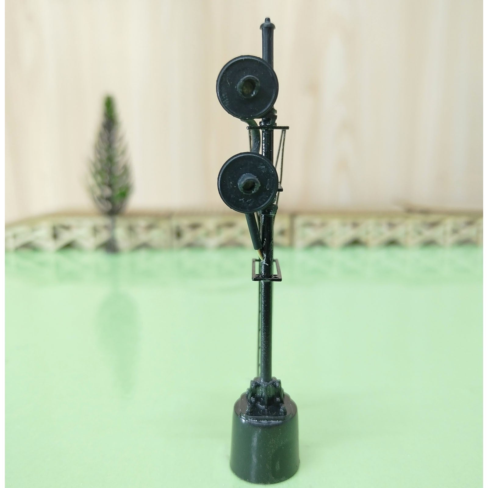 1 x HO scale model railroad 3-colors searchlight signal 2 heads laser cut #22BL