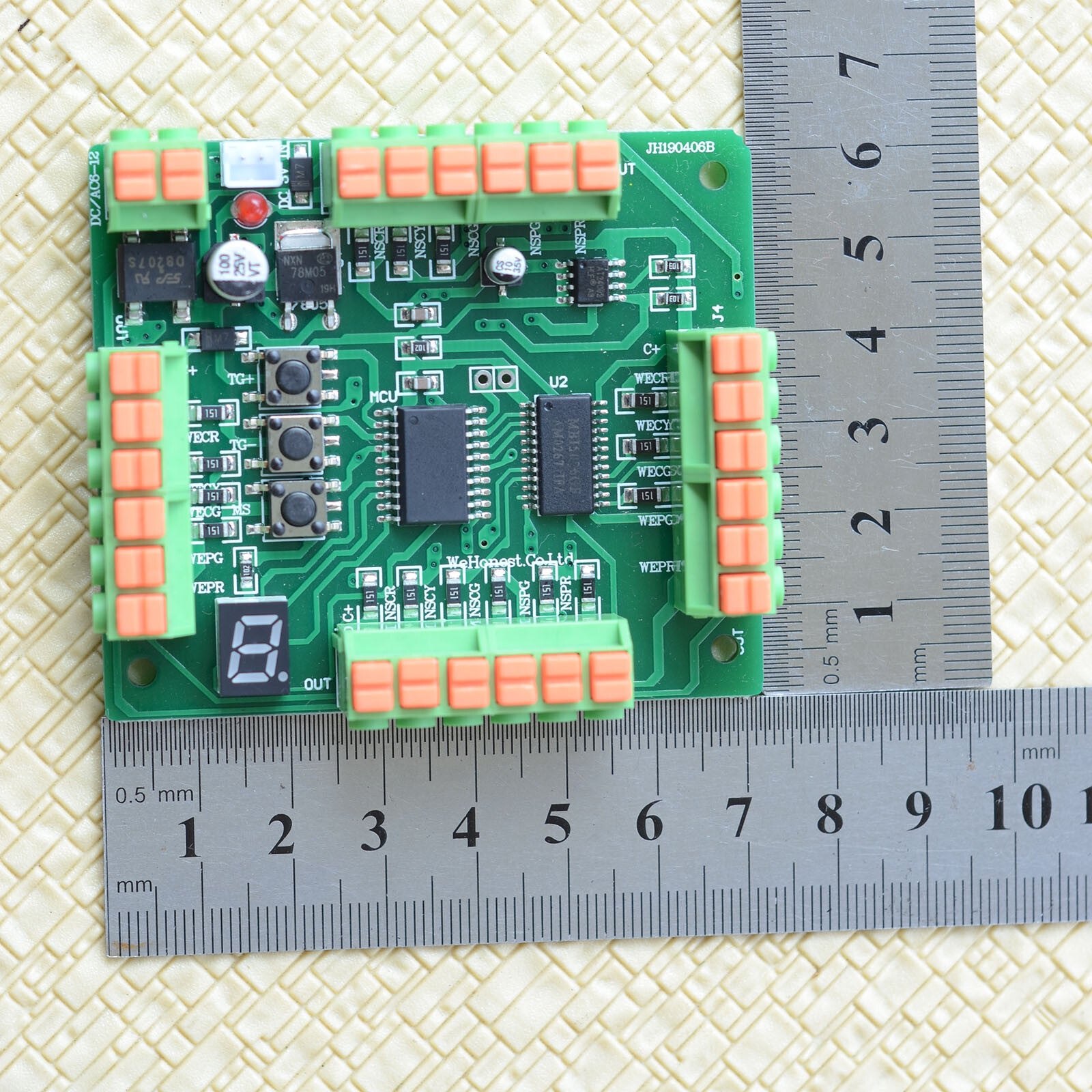 1 x model traffic light signals controller 4 ways synchronously screwdriver free