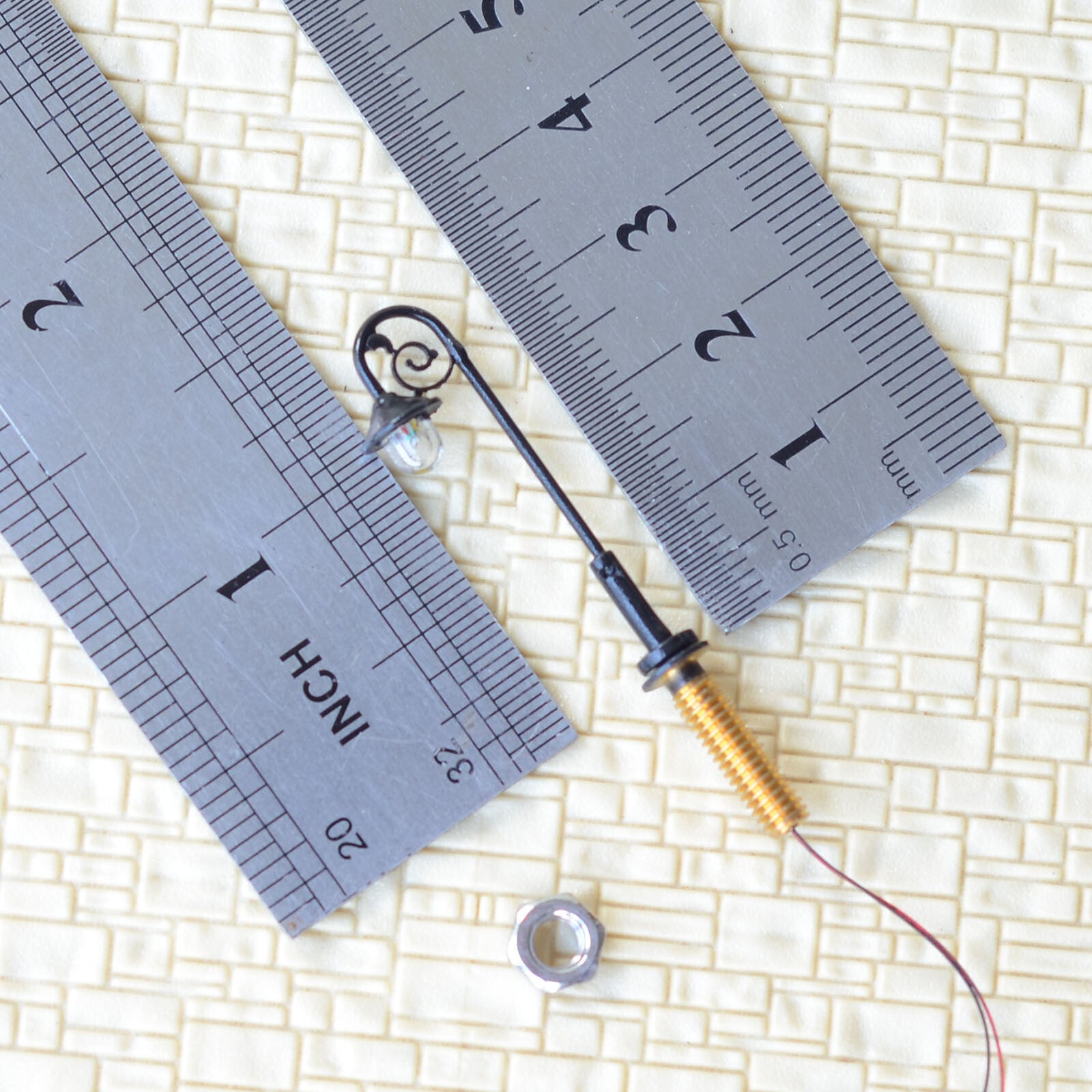 5 x N scale model railroad antique street light warm white LED lamp post #F0911