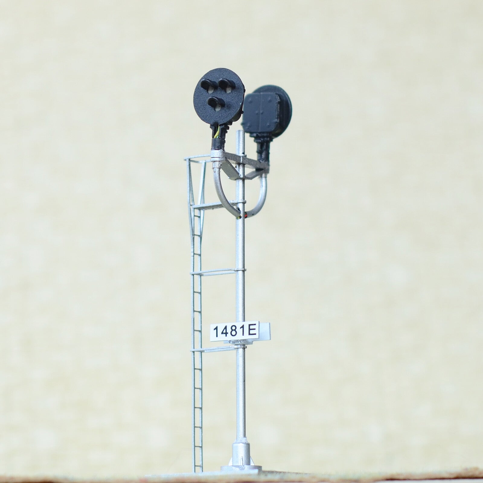 1 x HO scale model tri-lights type G block signal metal 2 opposite targets #GS2P