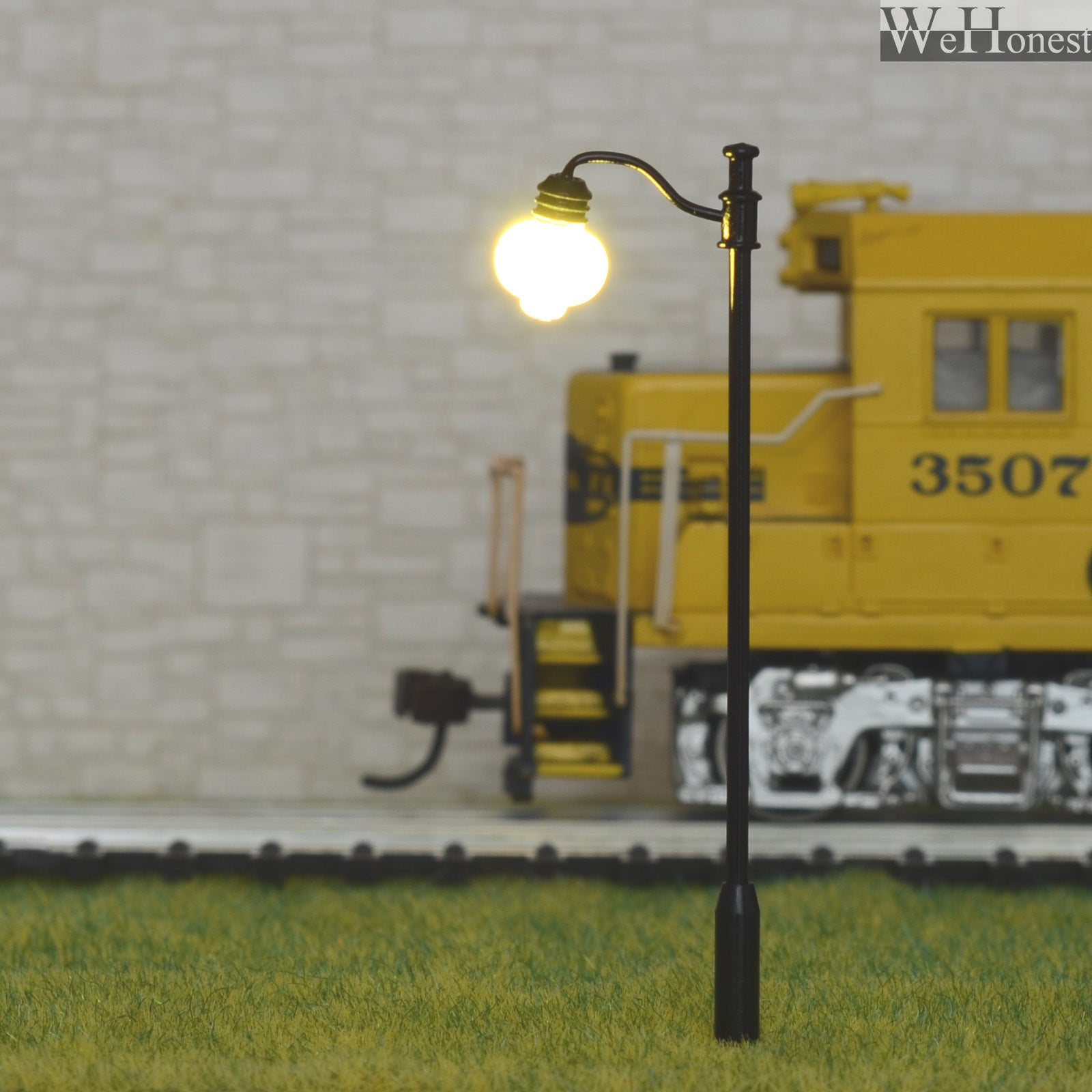 5 x model railroad lamp post LED street lights HO OO scale + free resistor #QF05