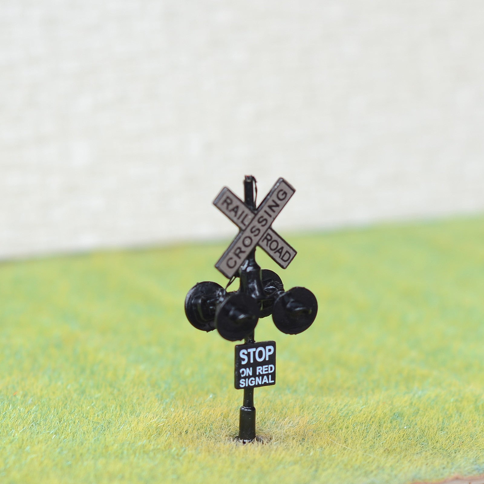 1 x HO Scale railway crossing signals LED flashing blink + Circuit board flasher