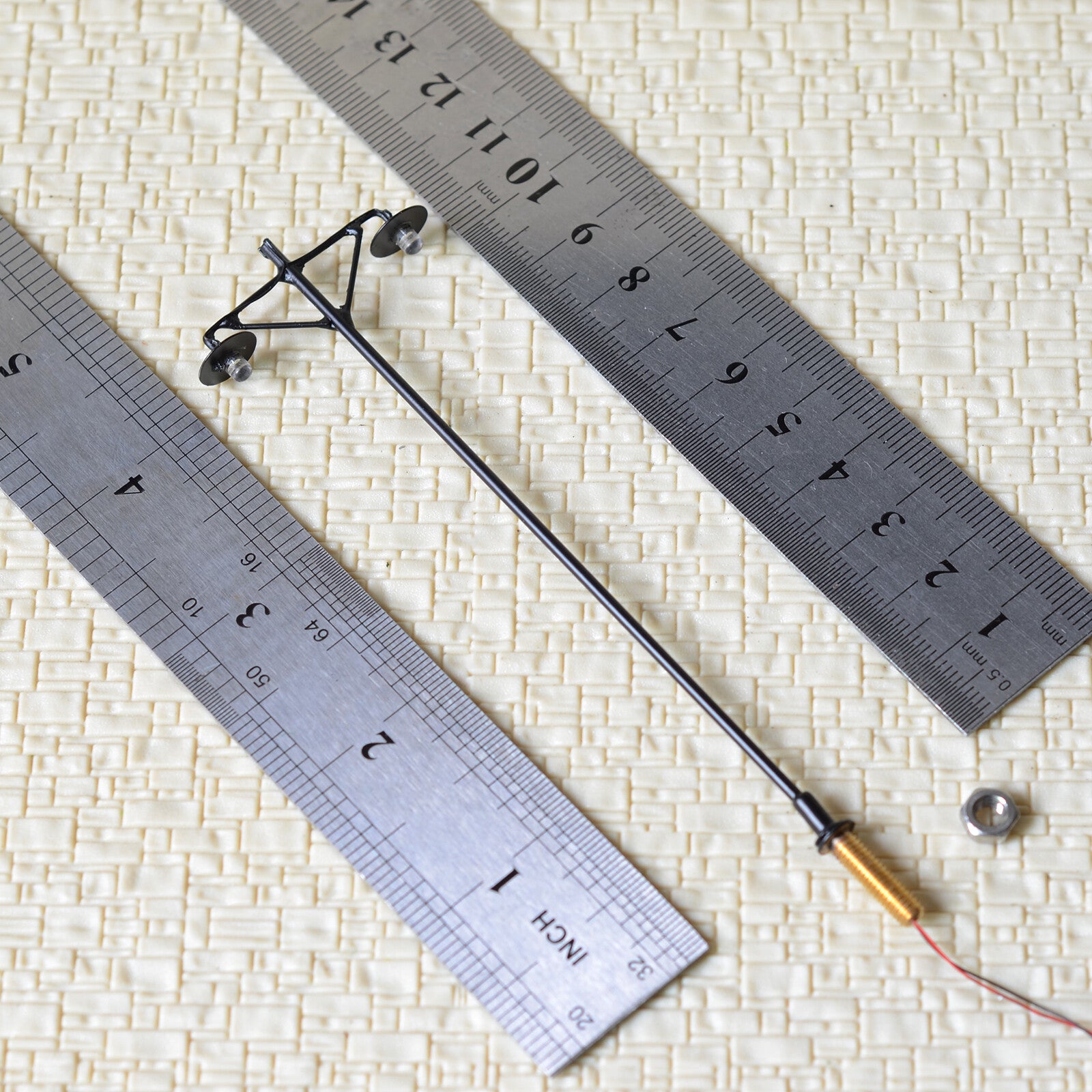 5 x OO / HO scale LED street light railroad path lamp post + resistors #073BL