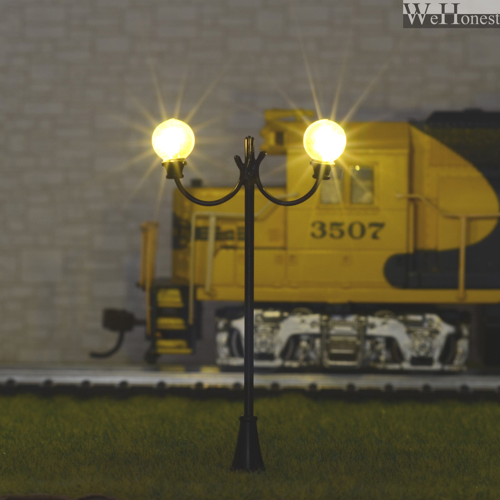5 x Model Railway Train Lamp Post Street Lights HO OO Scale LEDs +Resistor #QF03
