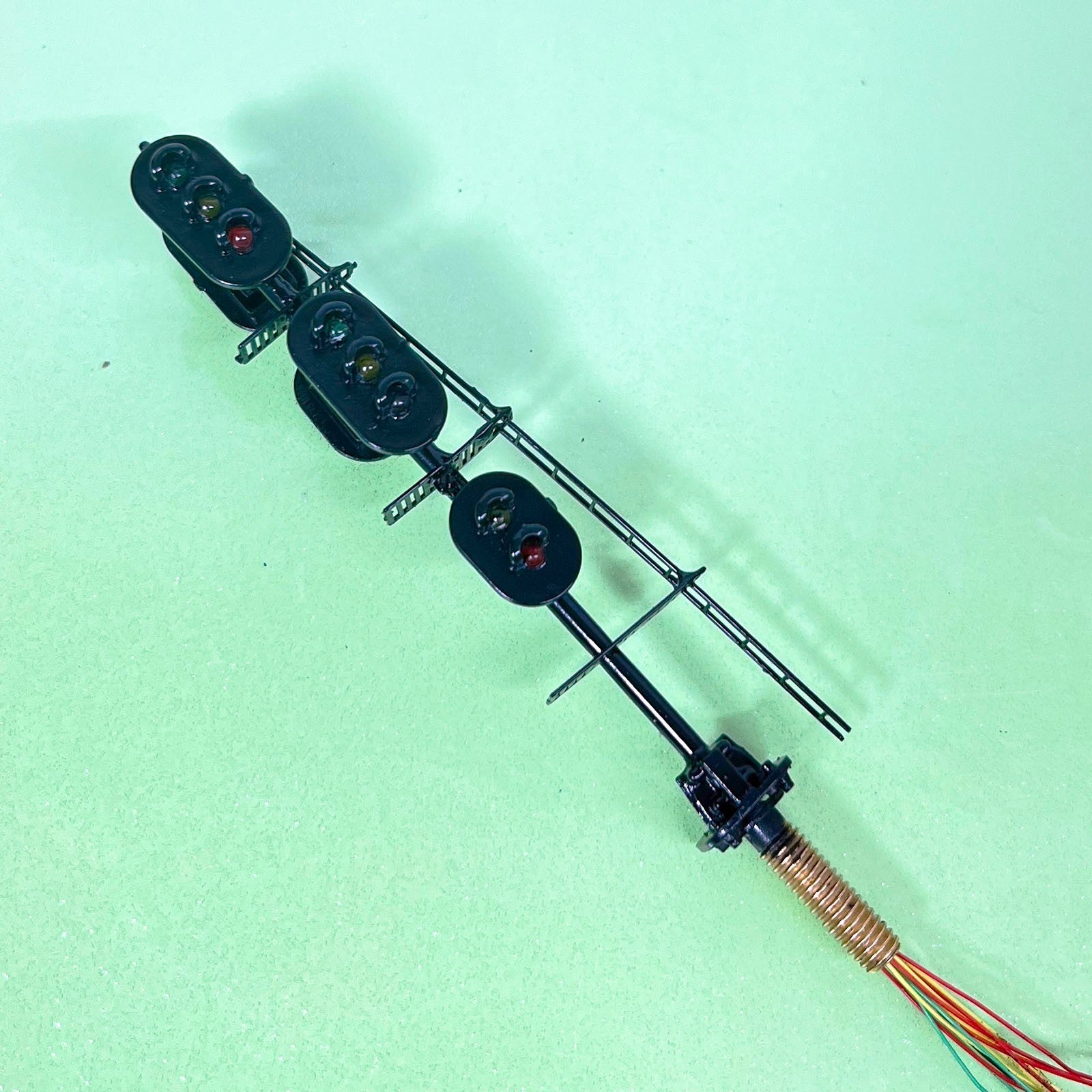 1 x HO scale model railroad block signal 5 heads distance metal #2S332BL32