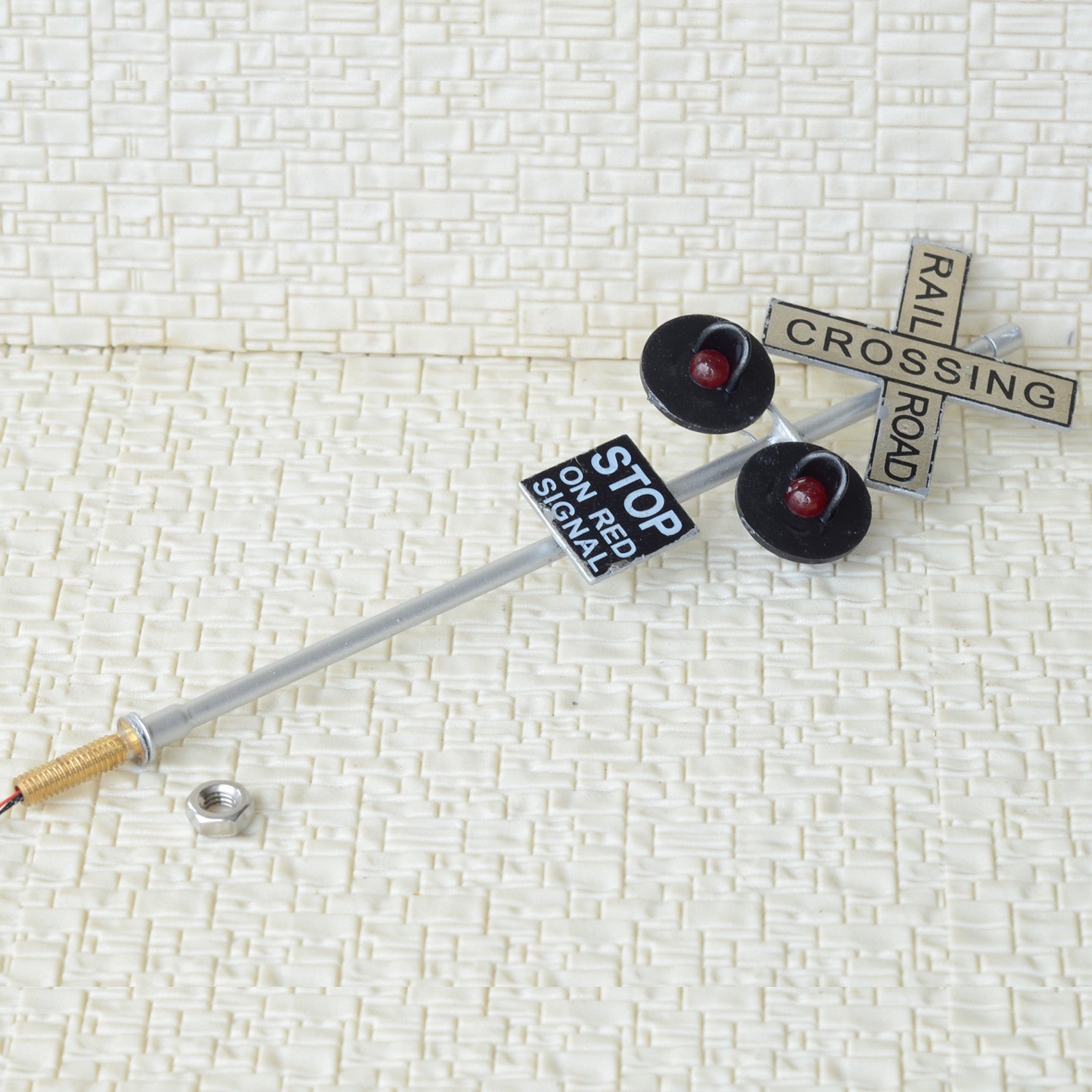1 x O Scale railroad crossing signals LED made 2 target faces silver #48SL2