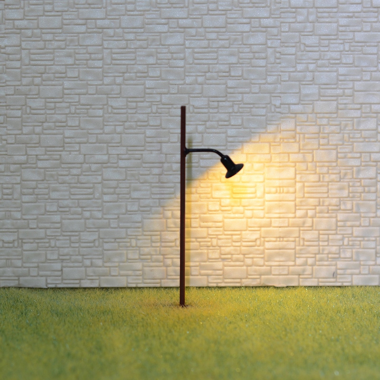 5 x OO / HO scale LED street light model train railroad path lamp post #757BR