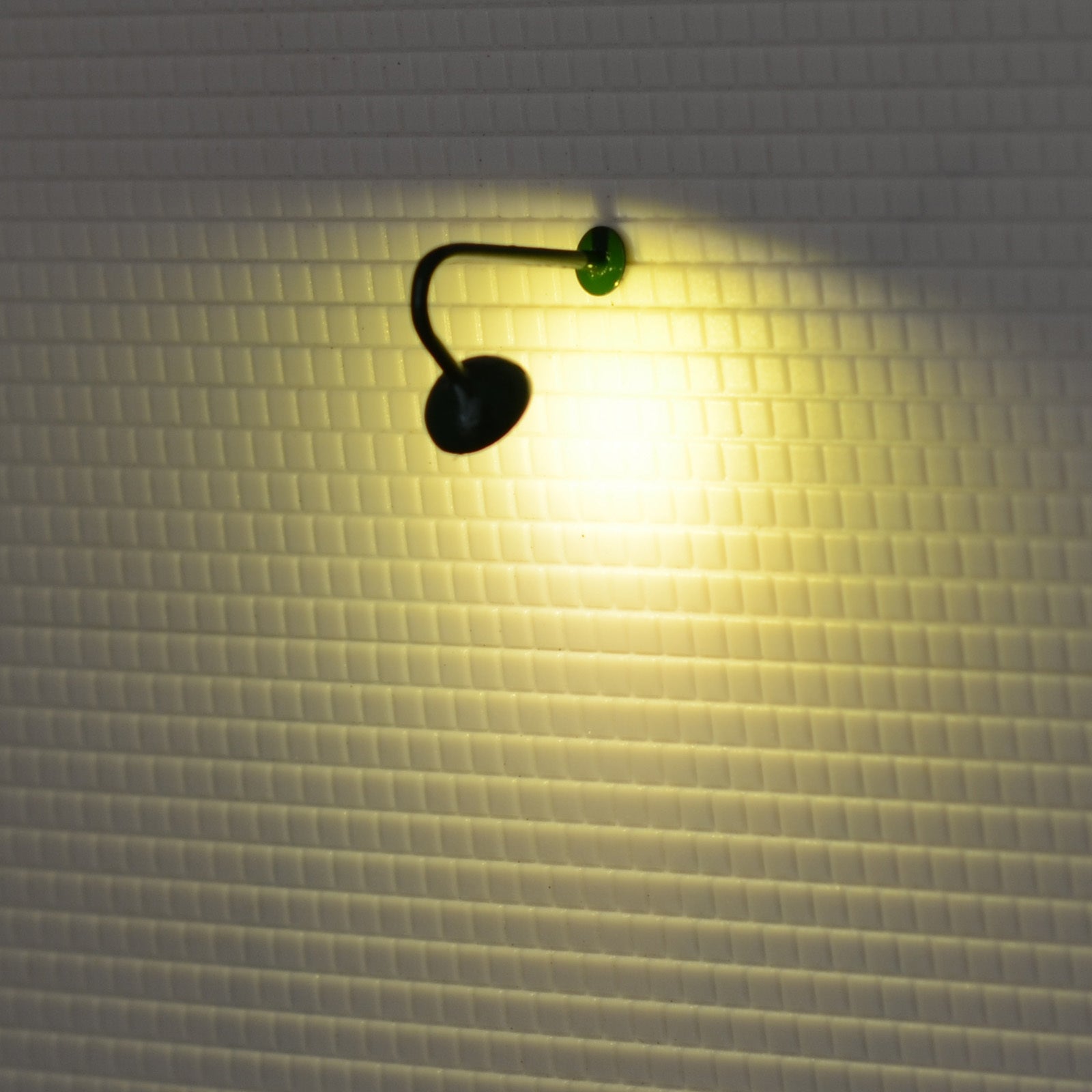 5 x OO / HO scale street light Model wall Lamp posts LED building Lamps #R47BR