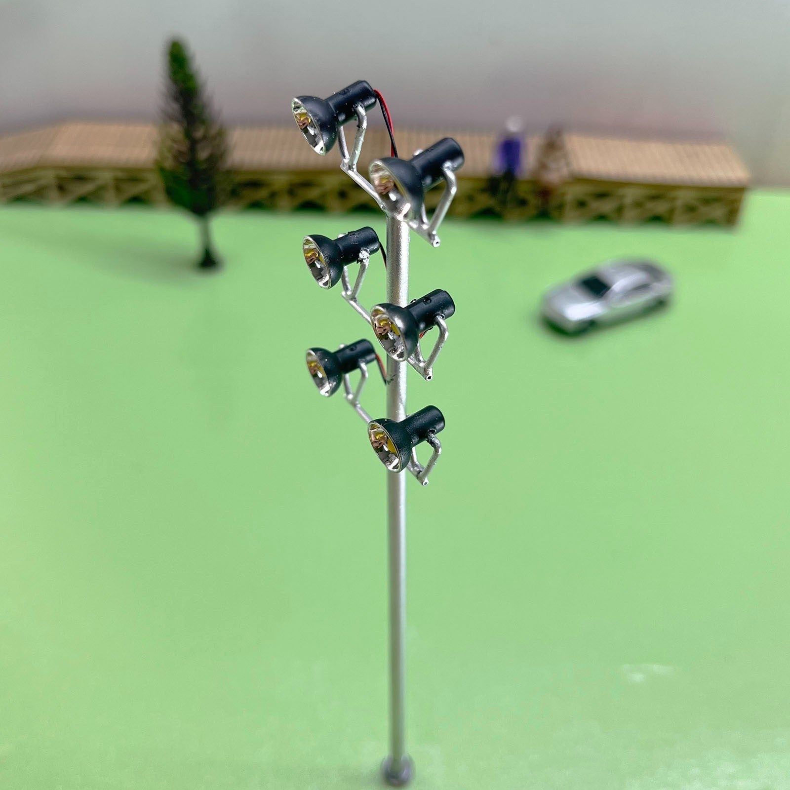 2 x OO / HO Scale LED spotlight plaza limelight projector street light flood #6D
