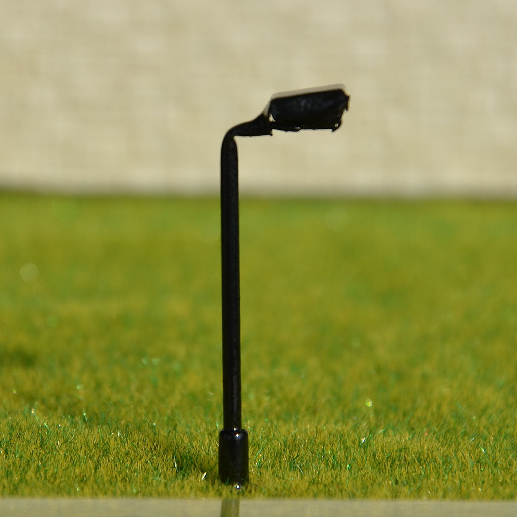 20 pcs N scale Metal Model Lampposts 12V bulbs made Street Lights #045Z Black