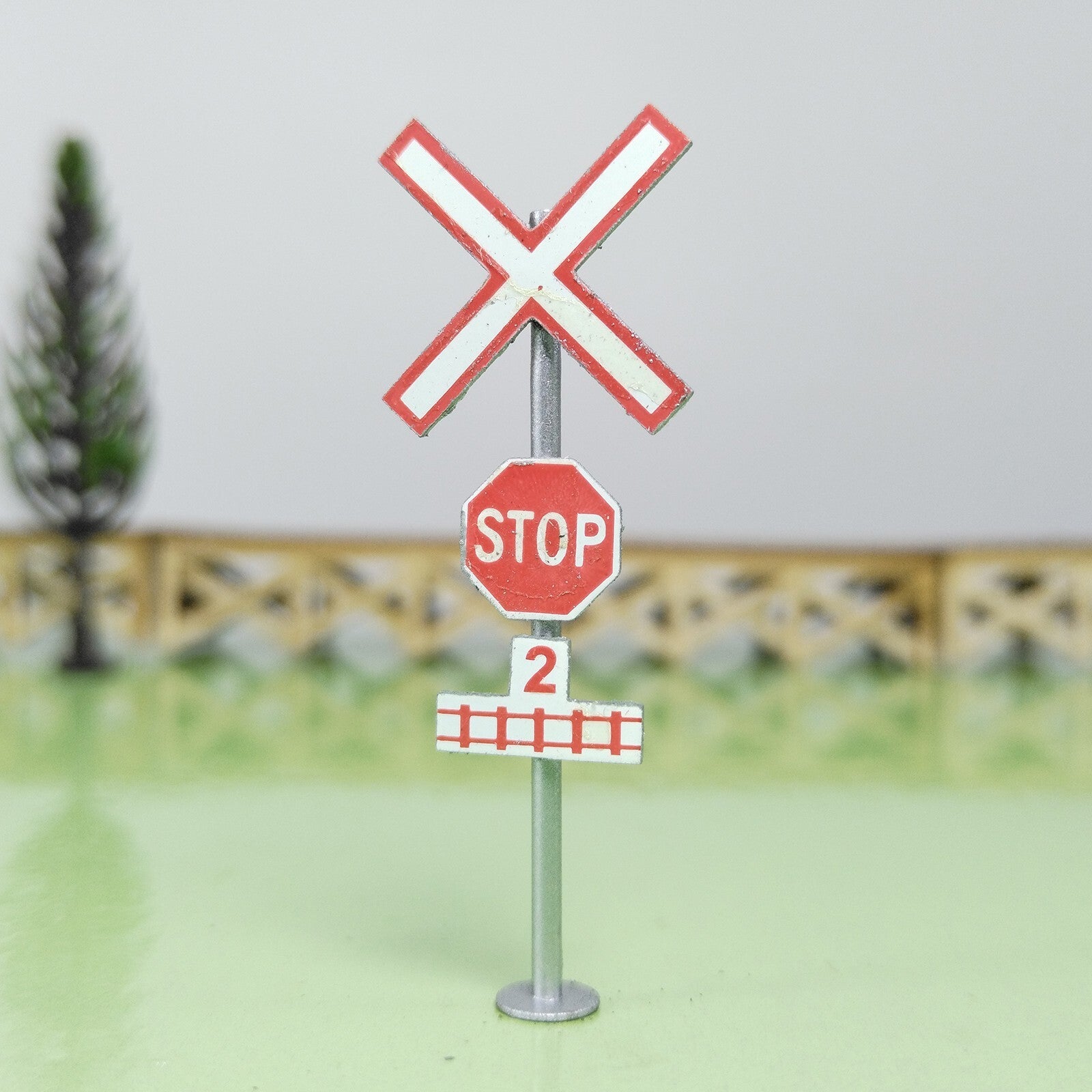 2 x HO scale railroad warning sign Canadian STOP crossing 2 TRACKS #CCS2T