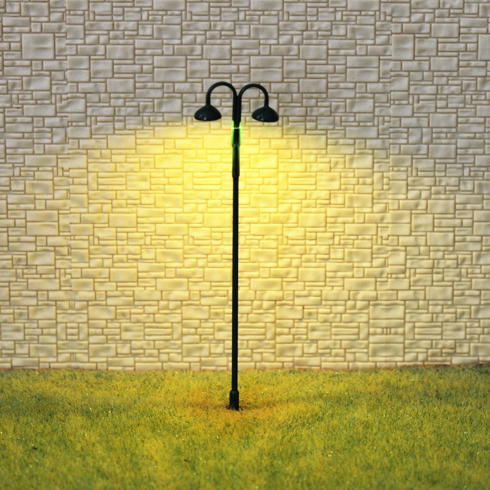 5 x OO / HO scale LED street light Model Train Railroad path lamp post #702BG