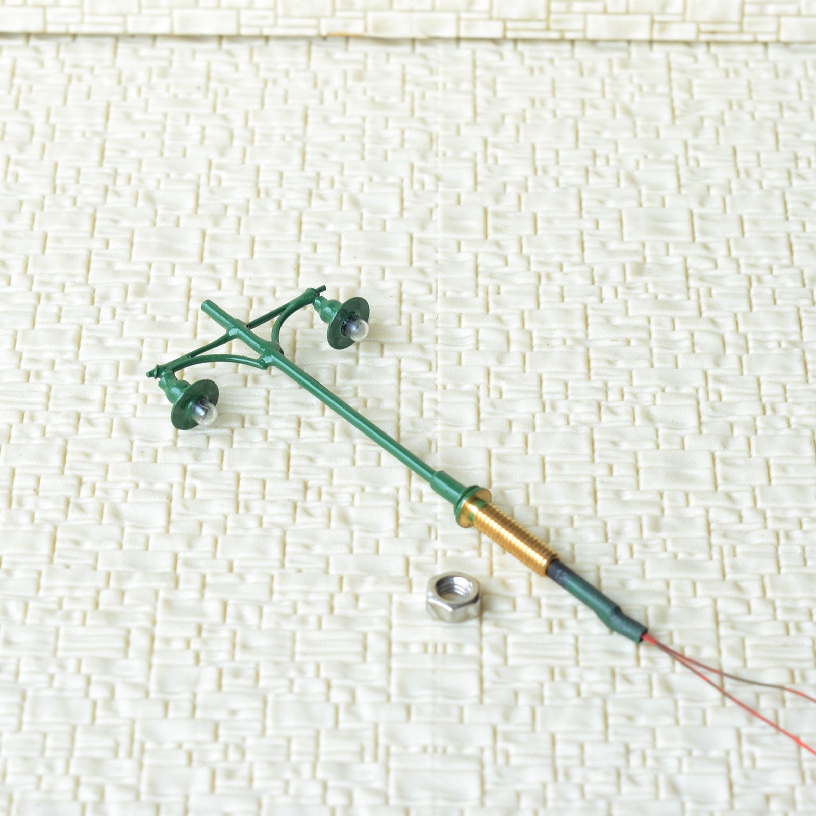 5 x OO / HO scale LED street light railroad path lamp post + resistors #512BG
