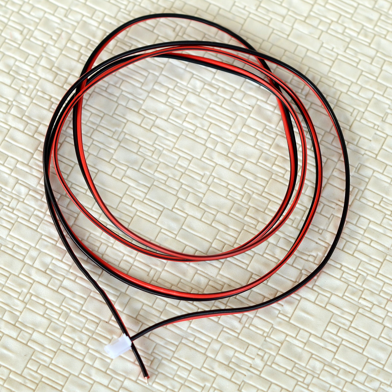 5 x mini plug kits 2 Pins JST 2.0mm Micro Connector male with 1m wire cables