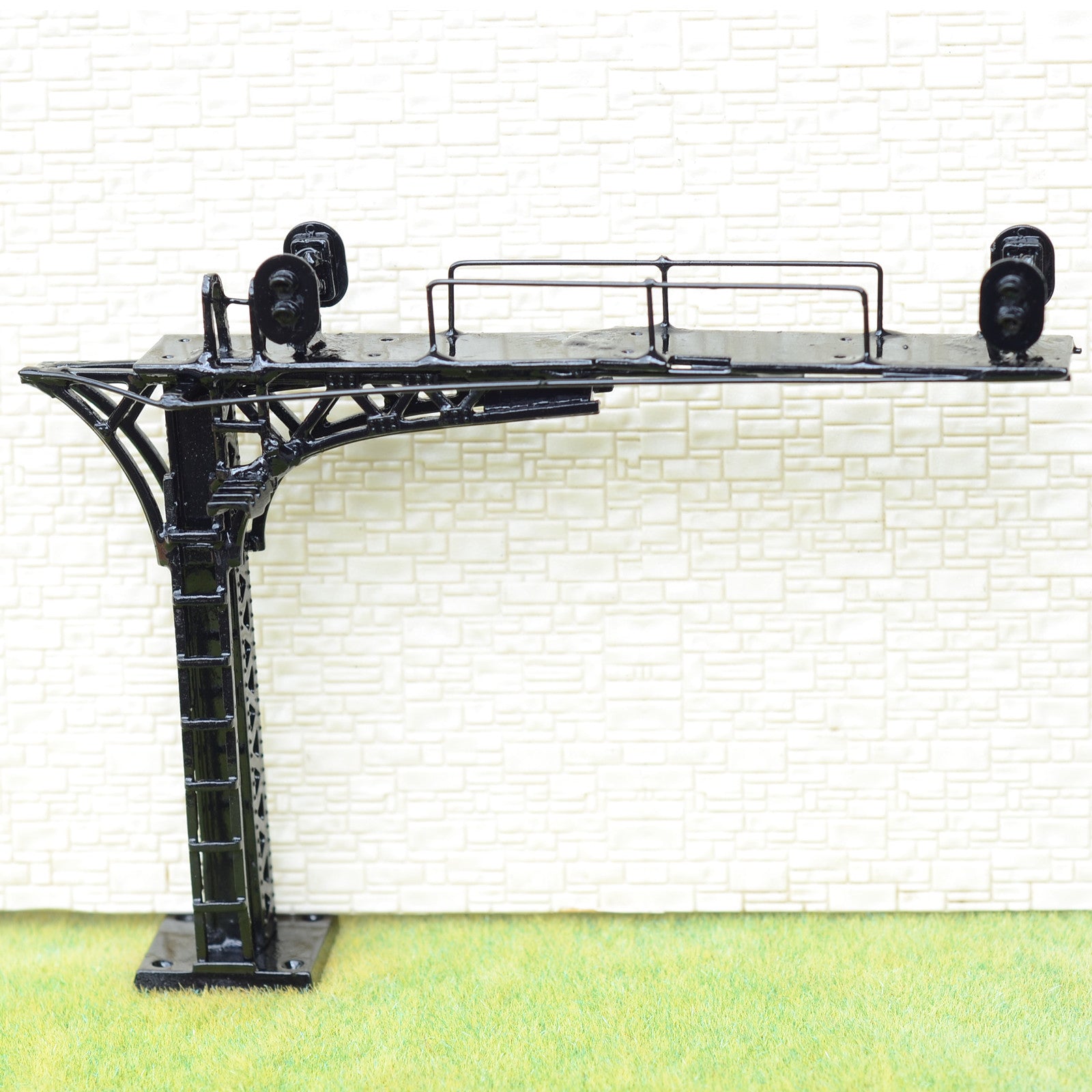 1 x HO /OO black cantilever signal bridge LED 2 aspects double wide Tracks #2222