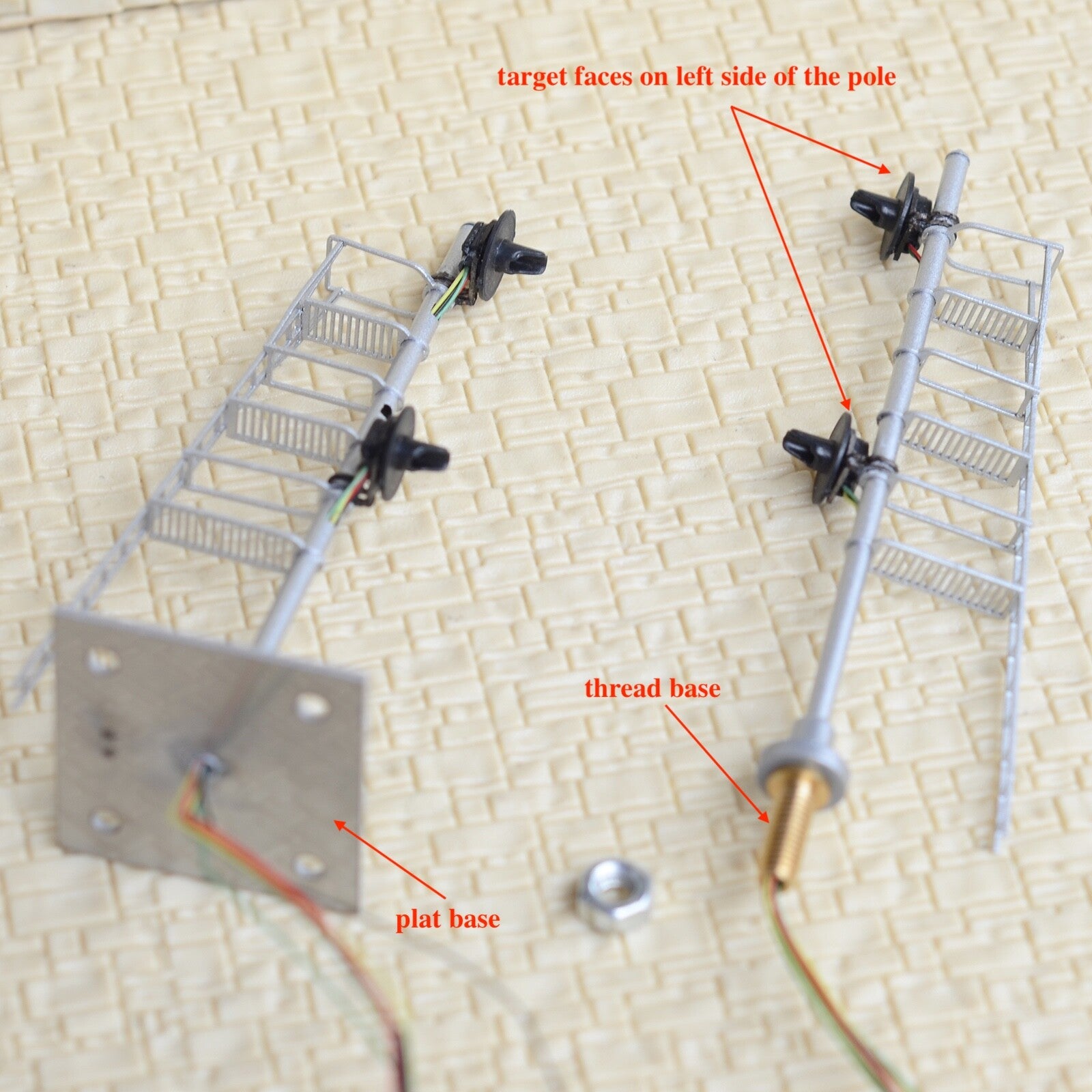 1 x HO scale model railroad 3-colors searchlight signal metal block 2 heads #W12
